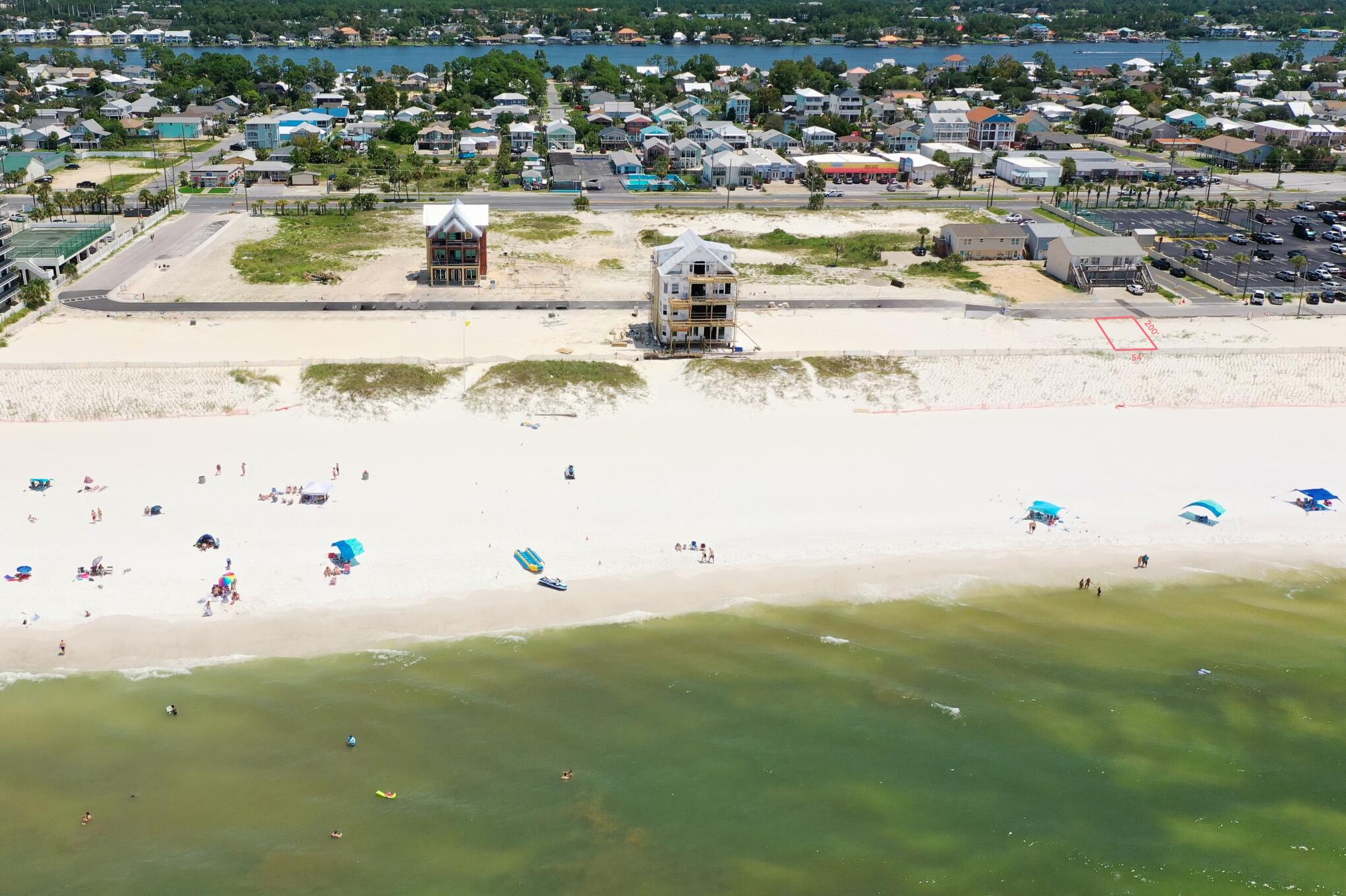 Hadley's Beach - Land
