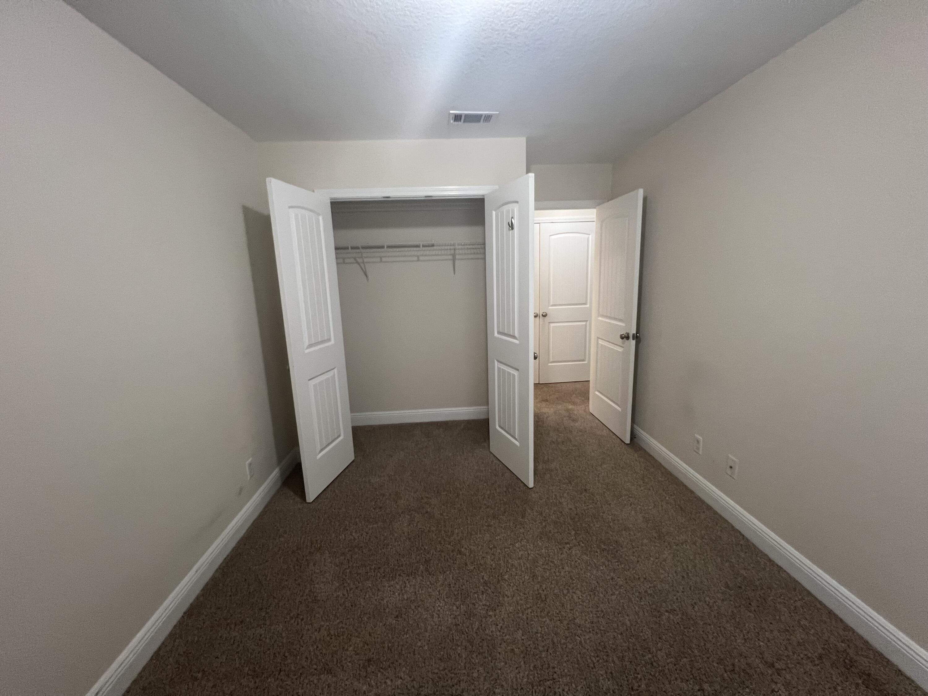 WATER OAKS T/H - Residential Lease