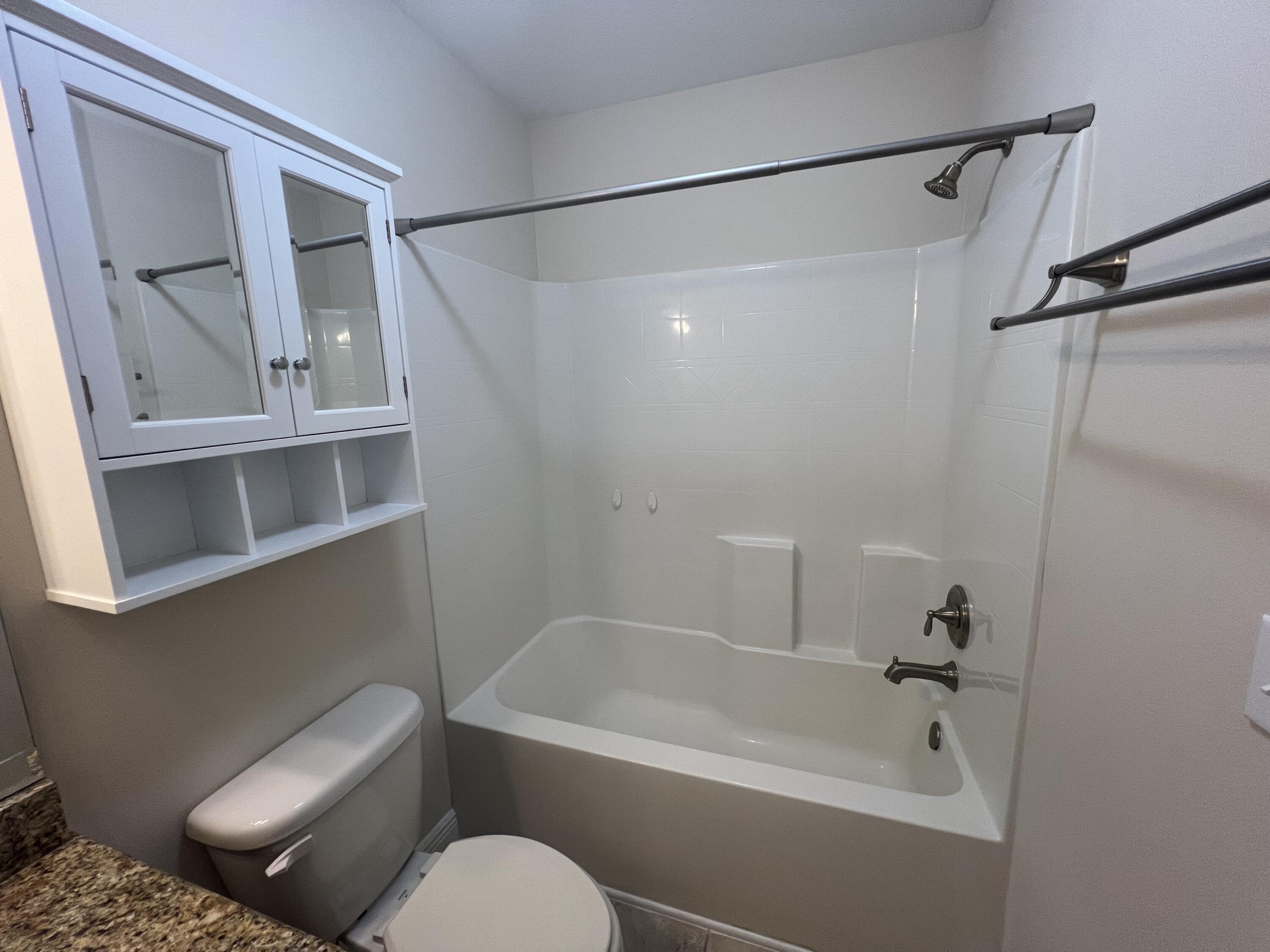 WATER OAKS T/H - Residential Lease