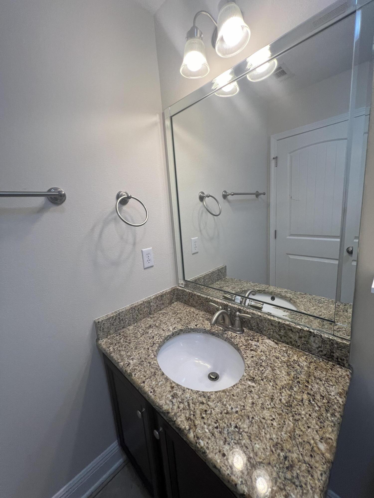 WATER OAKS T/H - Residential Lease