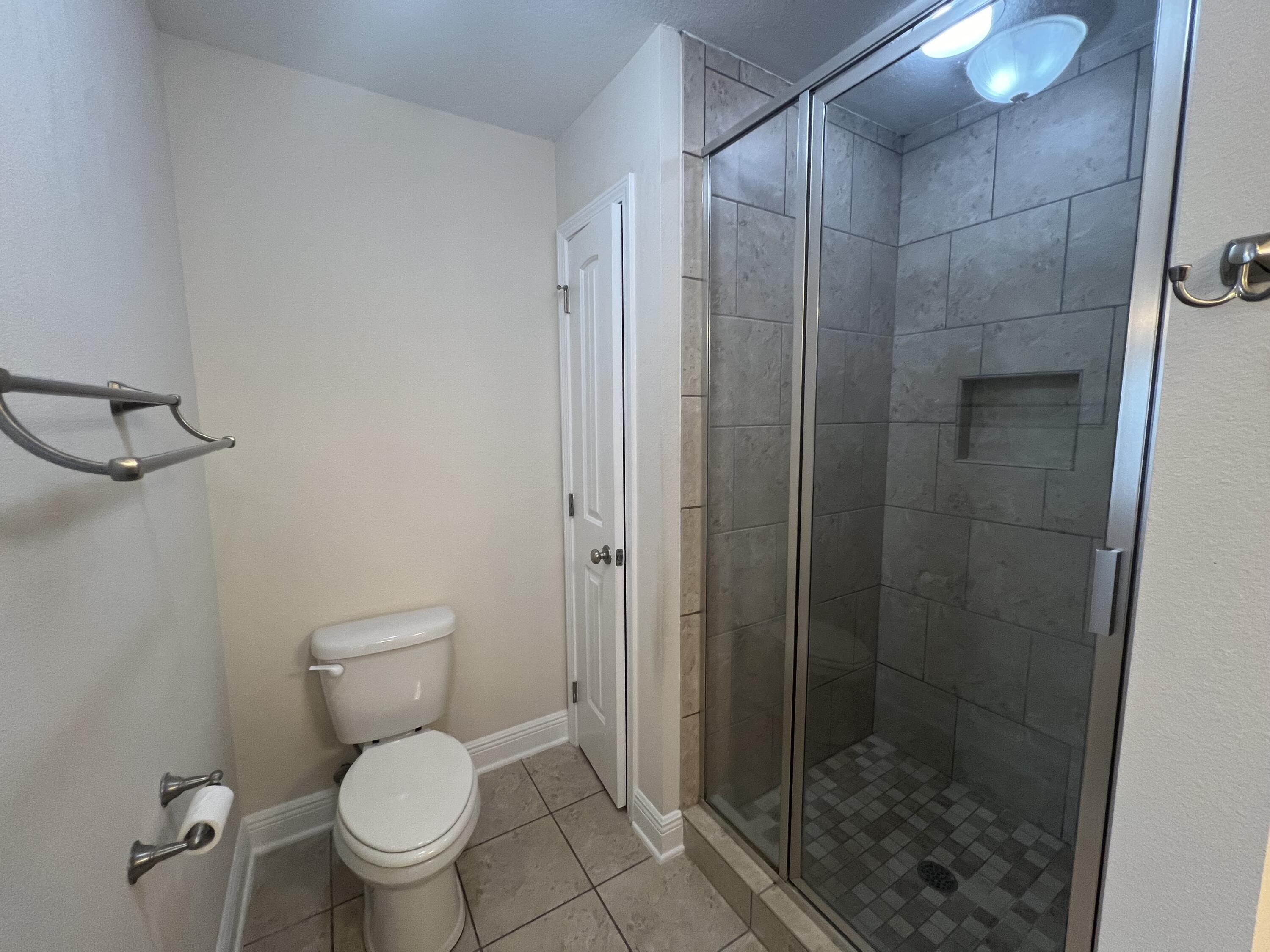 WATER OAKS T/H - Residential Lease