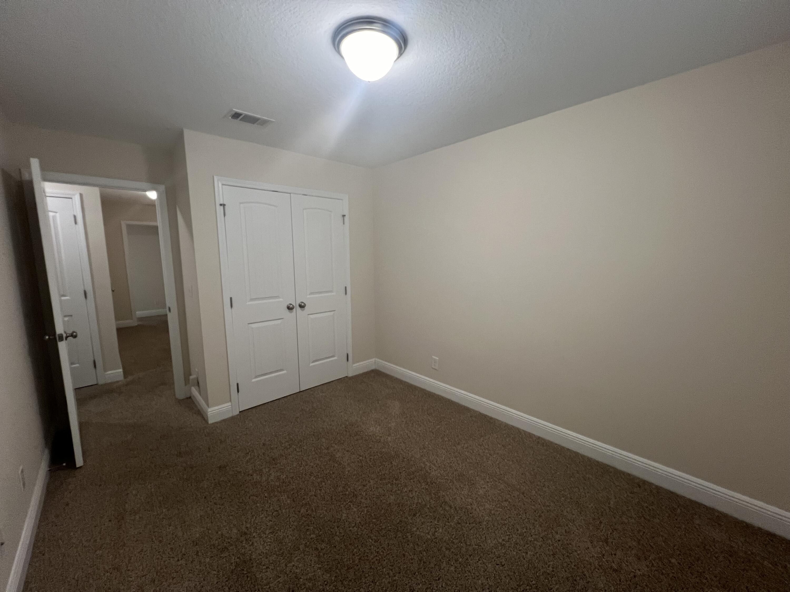 WATER OAKS T/H - Residential Lease