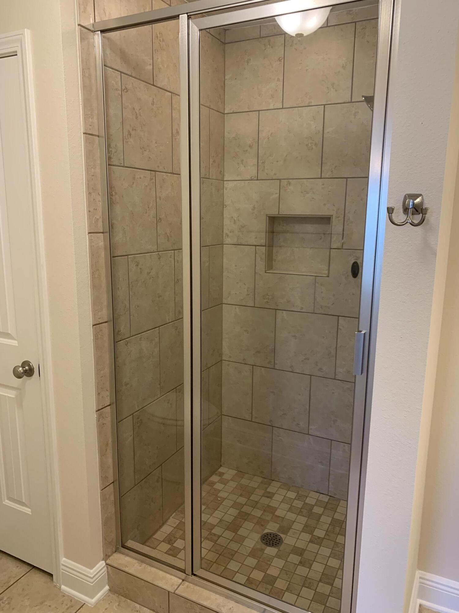 WATER OAKS T/H - Residential Lease