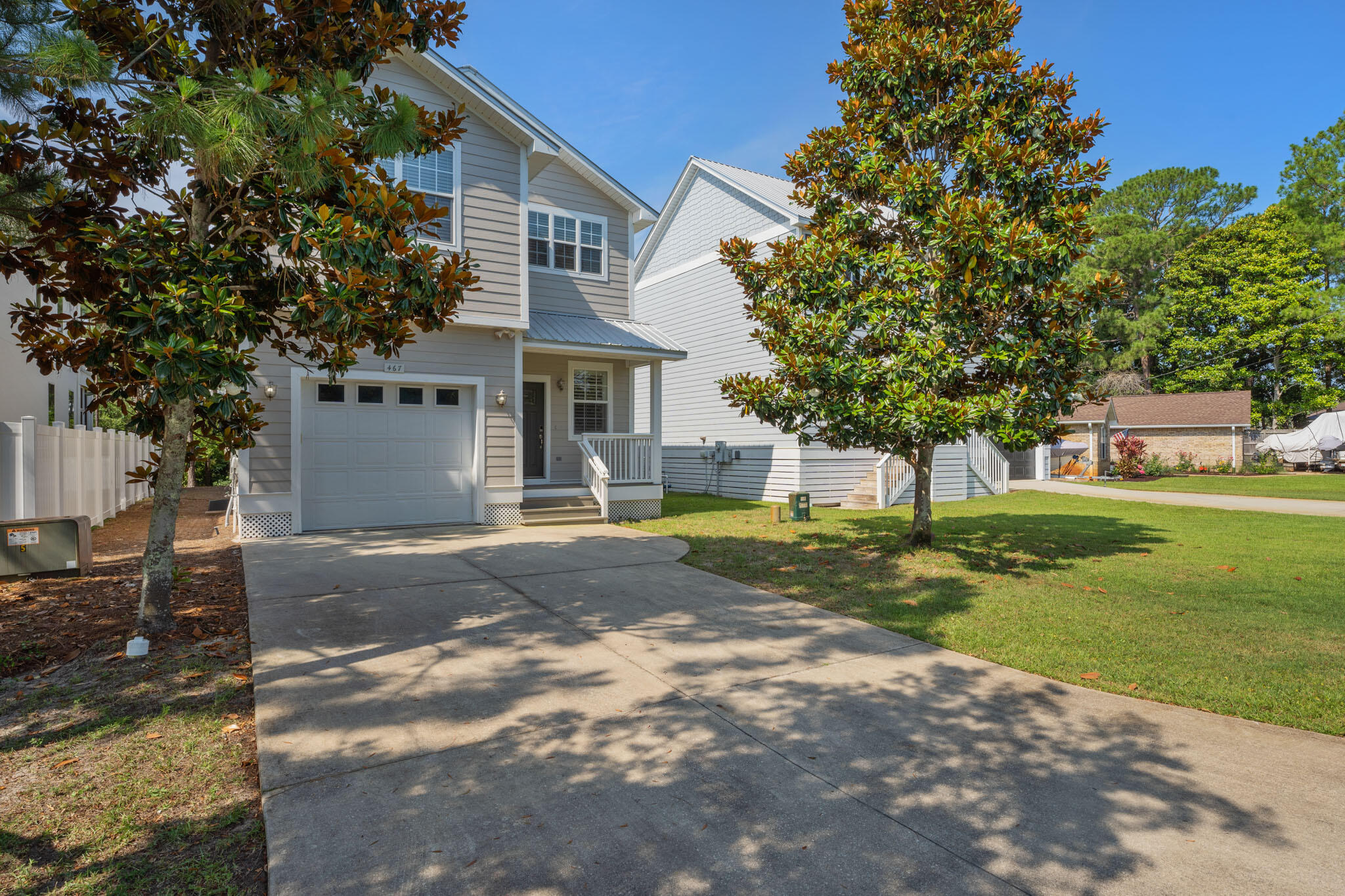 Riley's Bayview - Residential