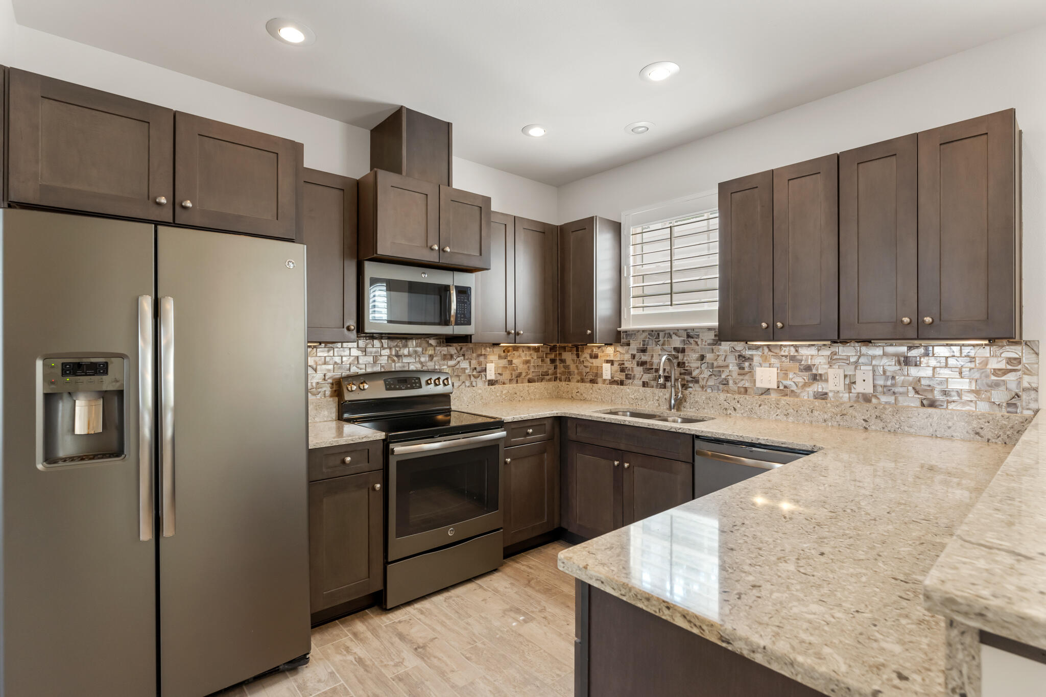 Riley's Bayview - Residential