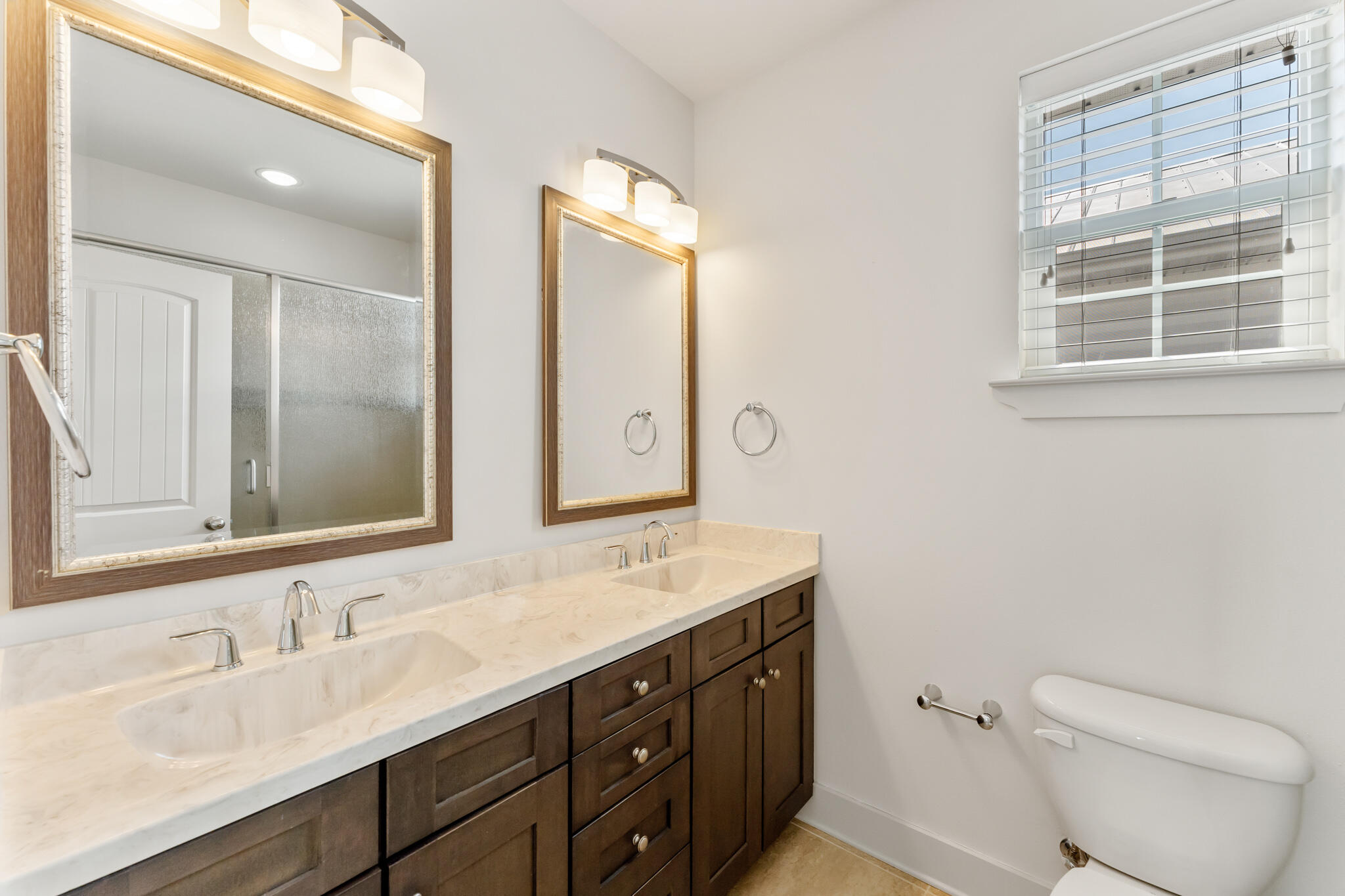 Riley's Bayview - Residential