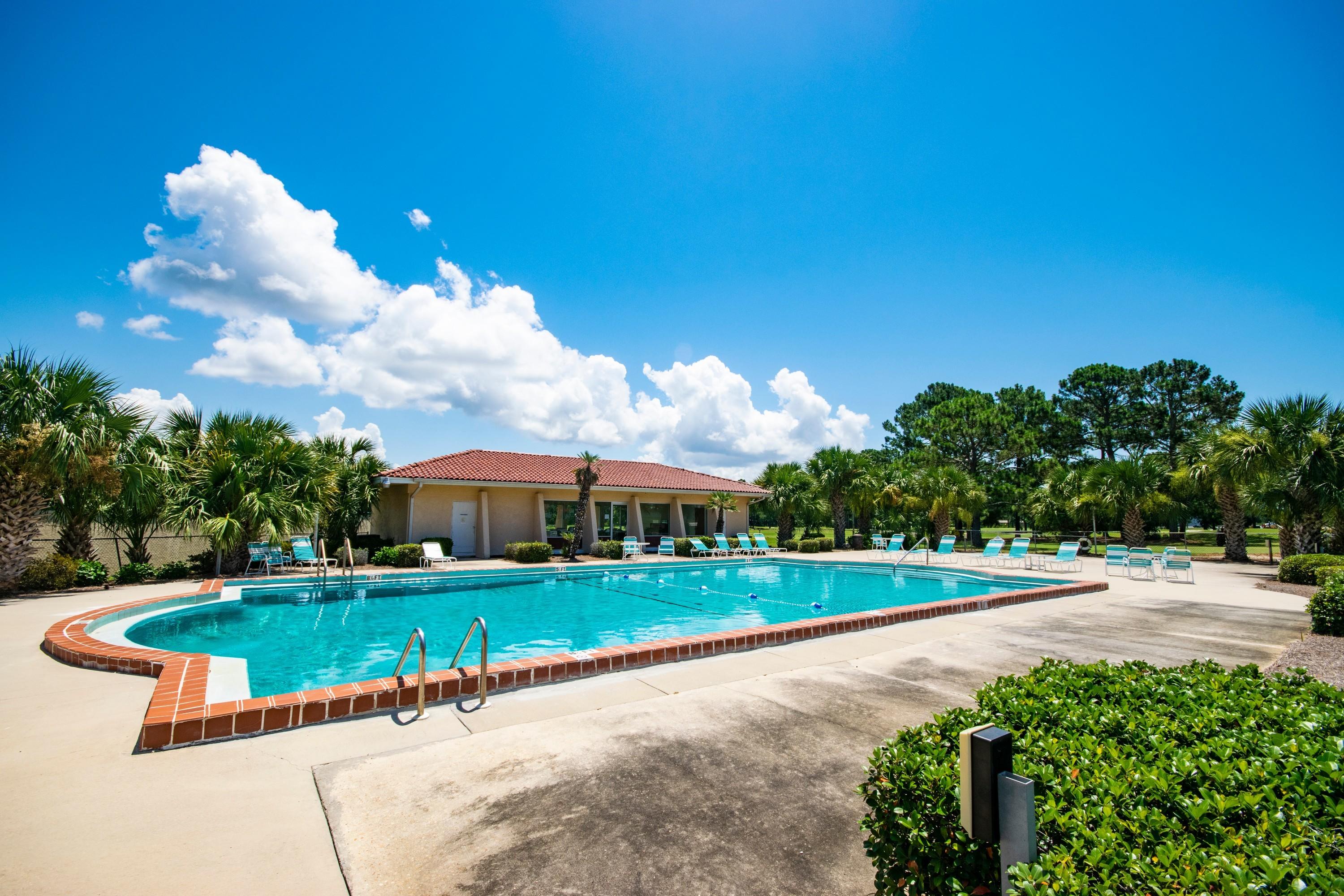 Colony Club - Residential