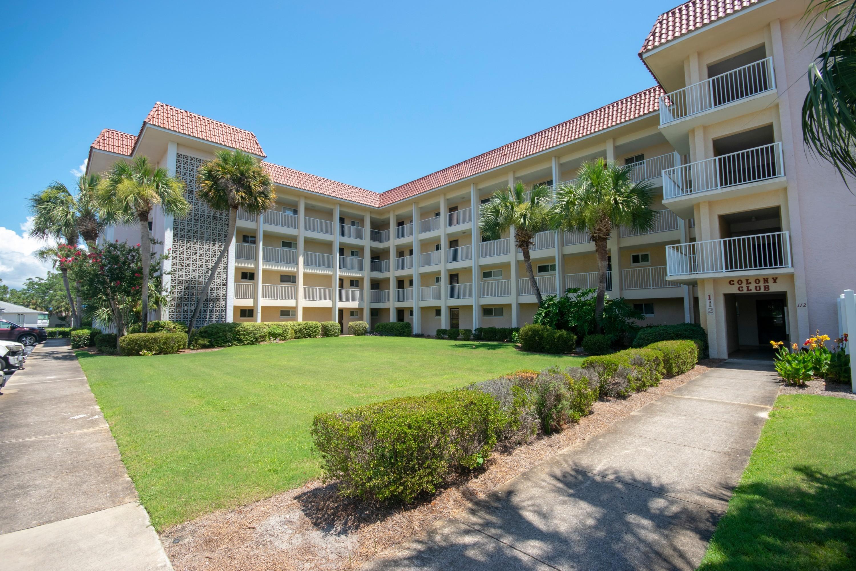 Colony Club - Residential