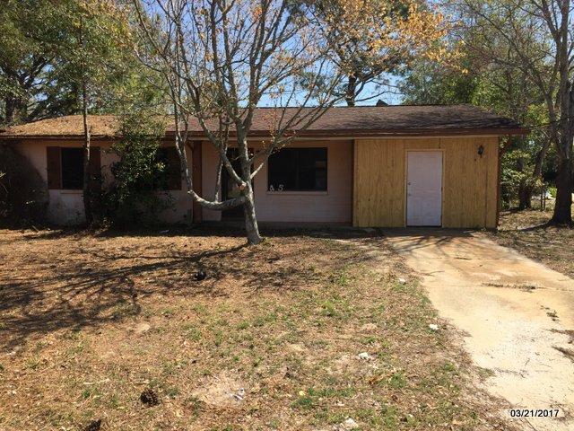 REO ~ Awesome Opportunity !!! The seller has decided to settle the code violations and pay the fines. Home is being sold as is with no repairs
