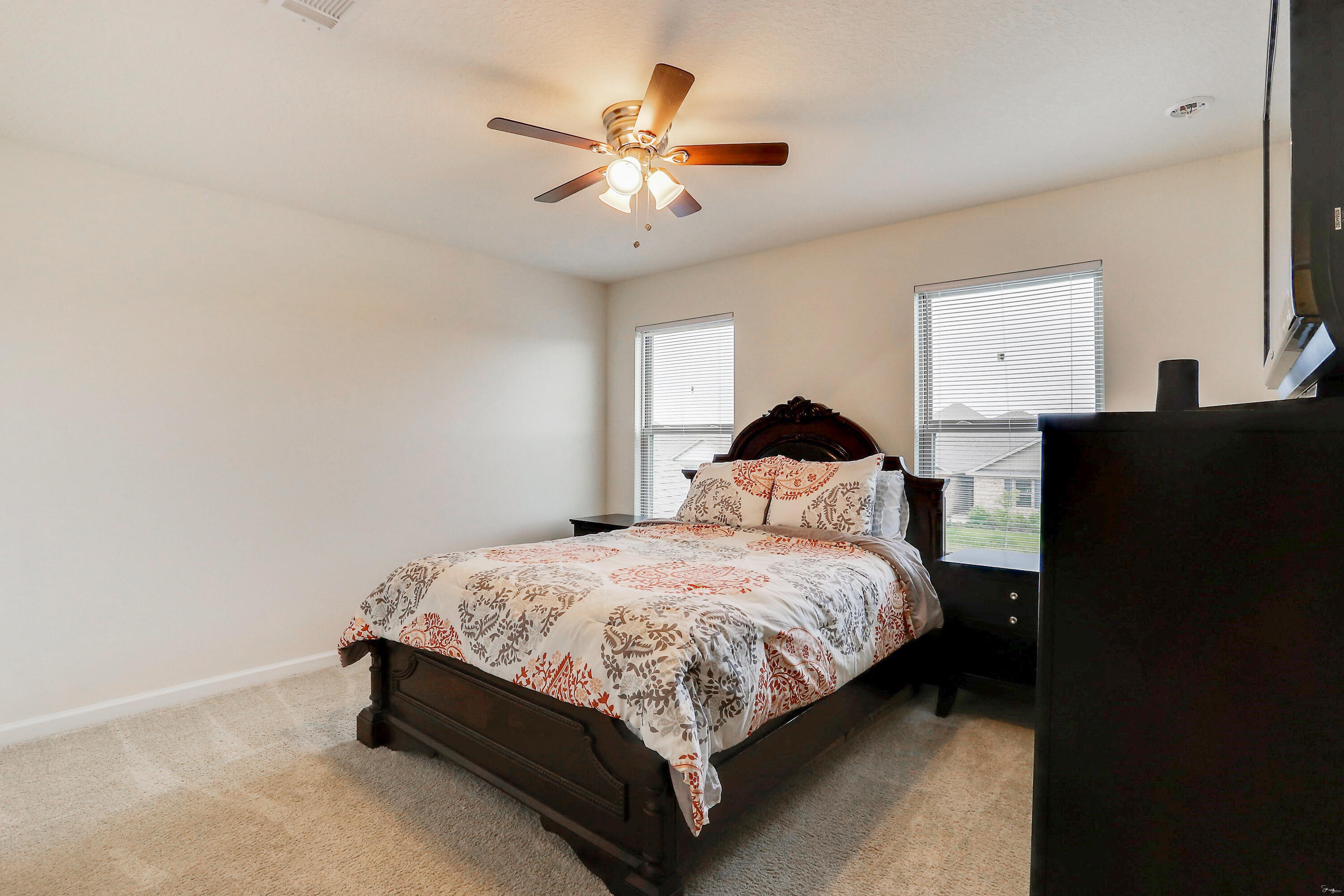 Redstone Commons - Residential