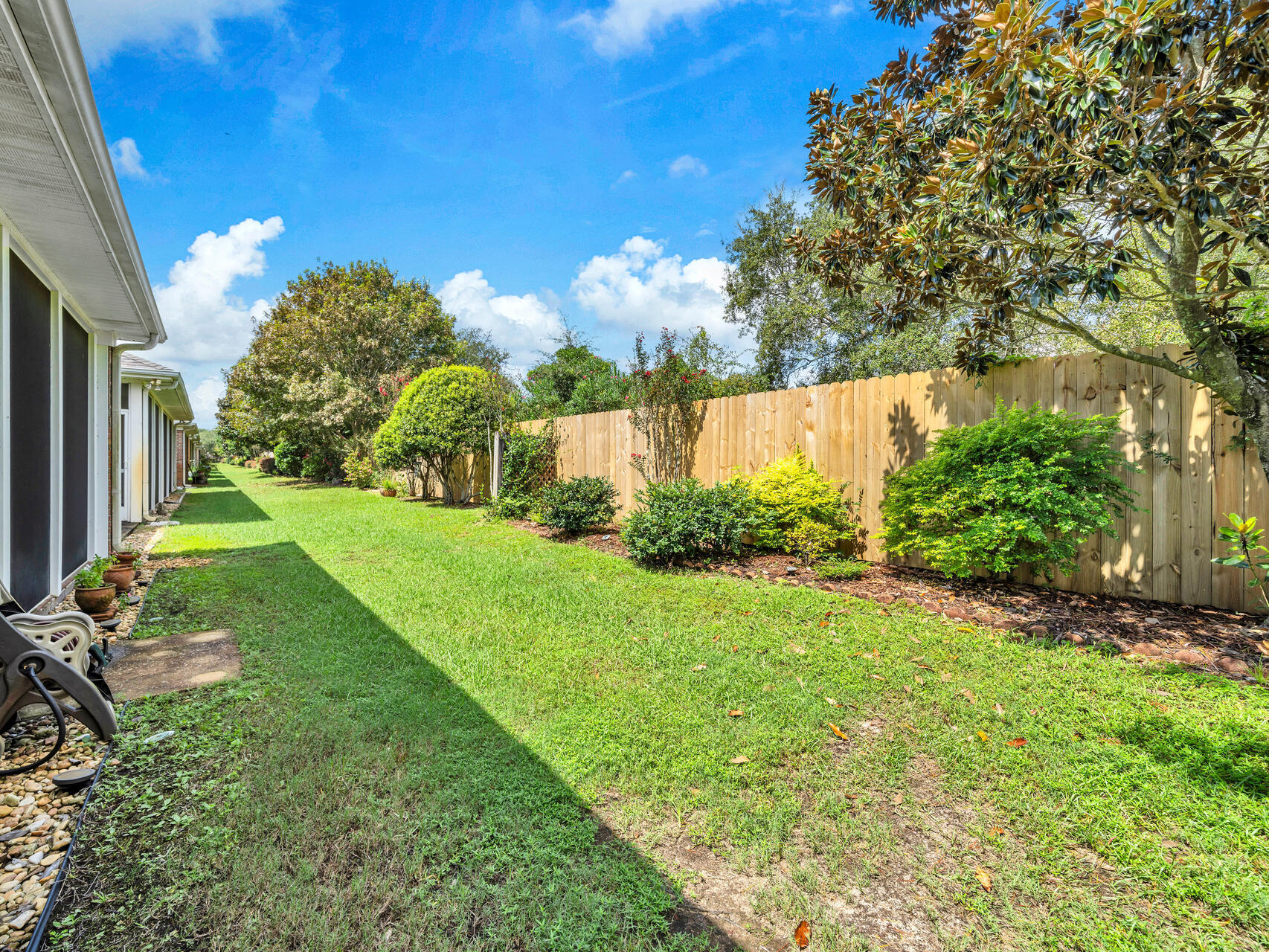 DIAMOND LAKES - Residential