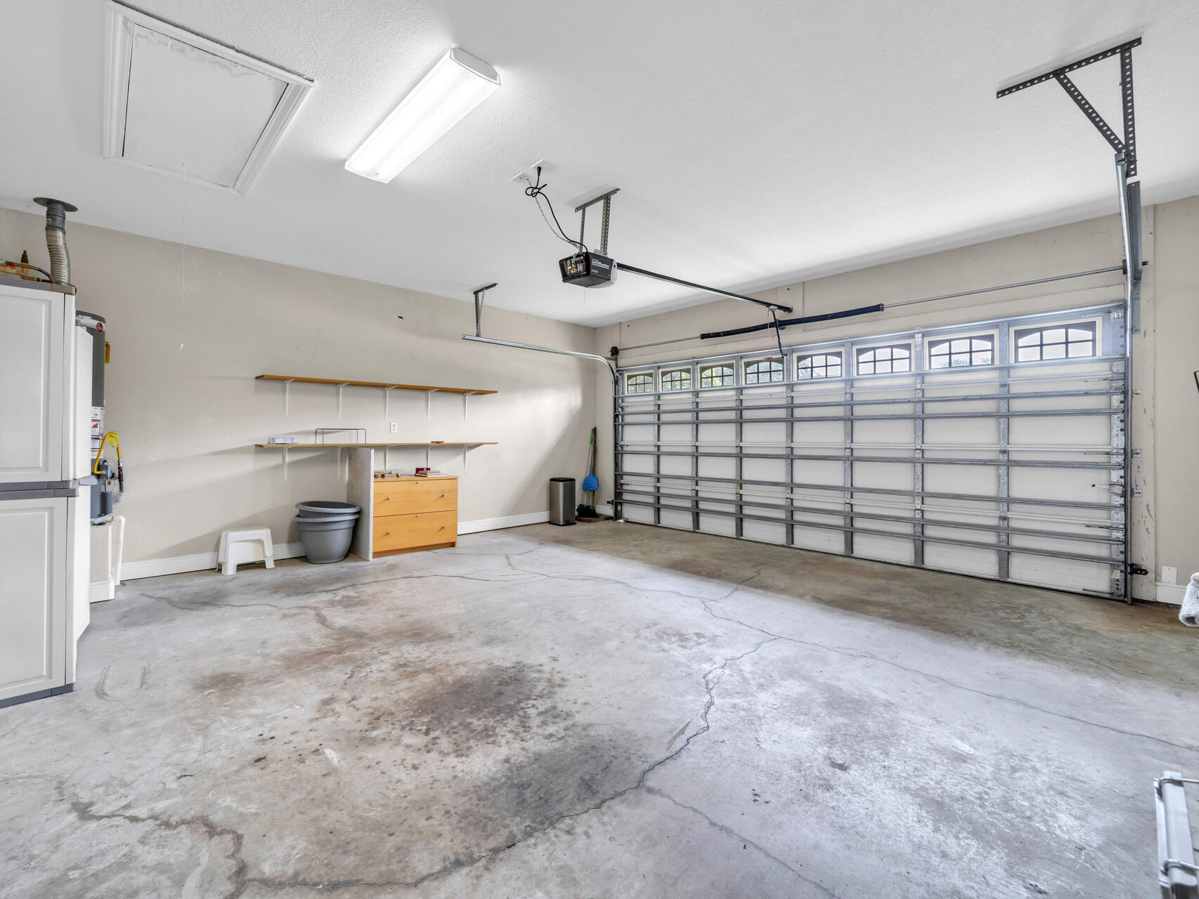 DIAMOND LAKES - Residential