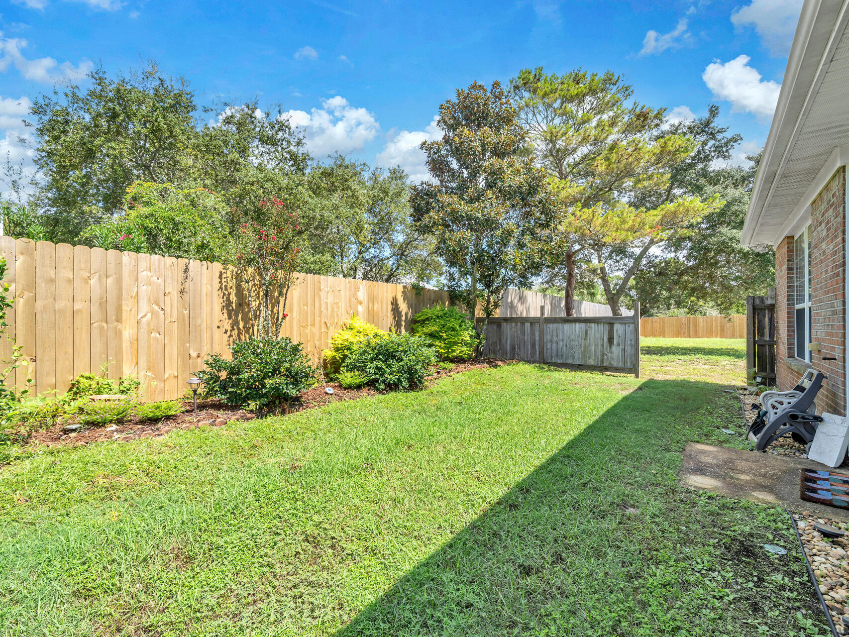 DIAMOND LAKES - Residential