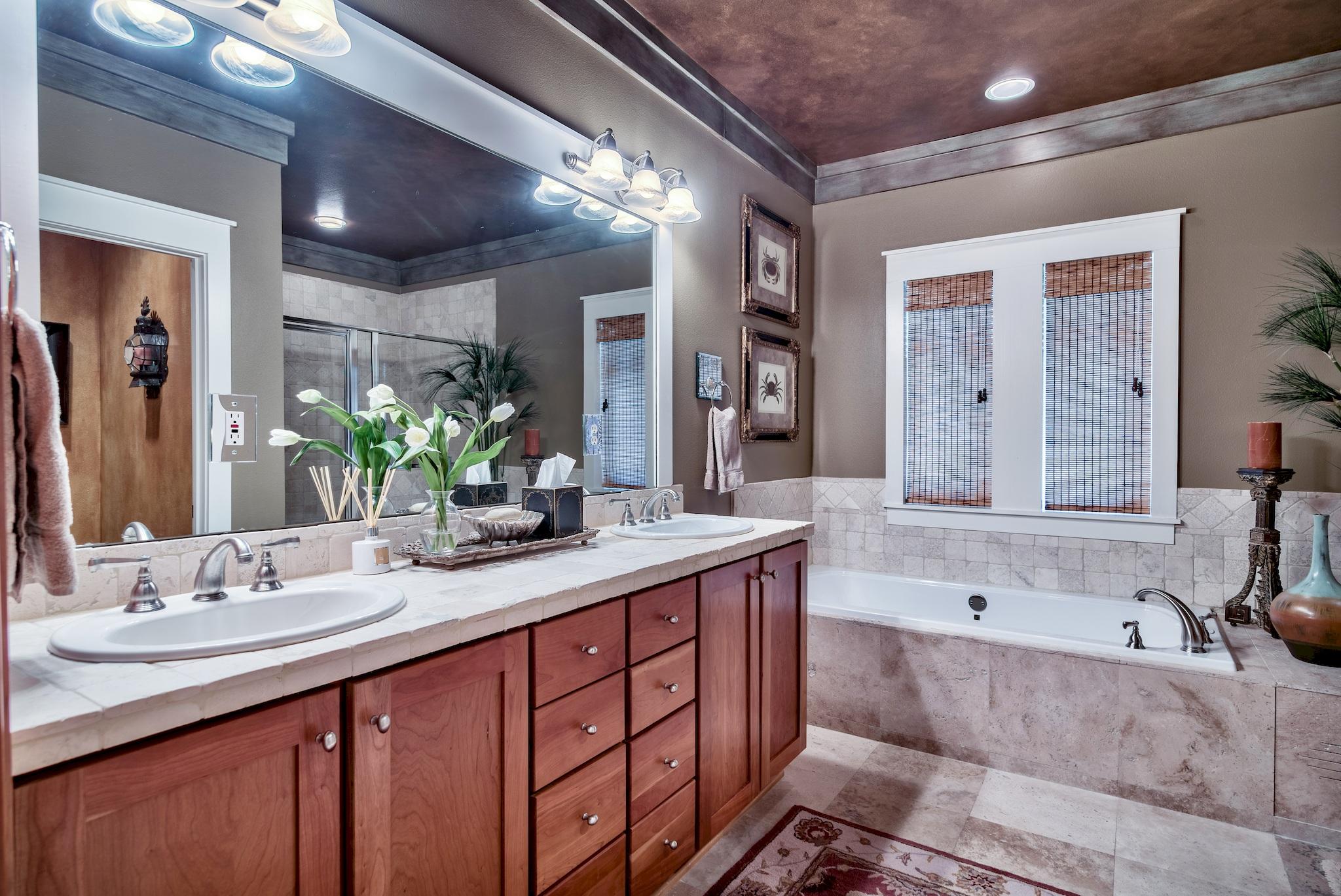 MAGNOLIA BAY - Residential