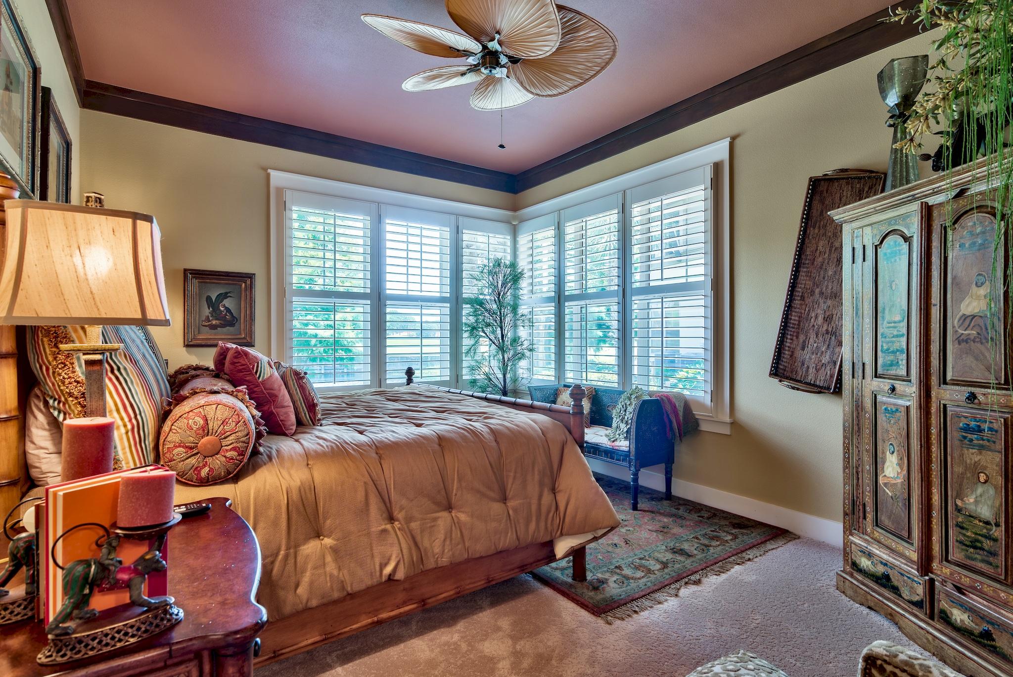 MAGNOLIA BAY - Residential