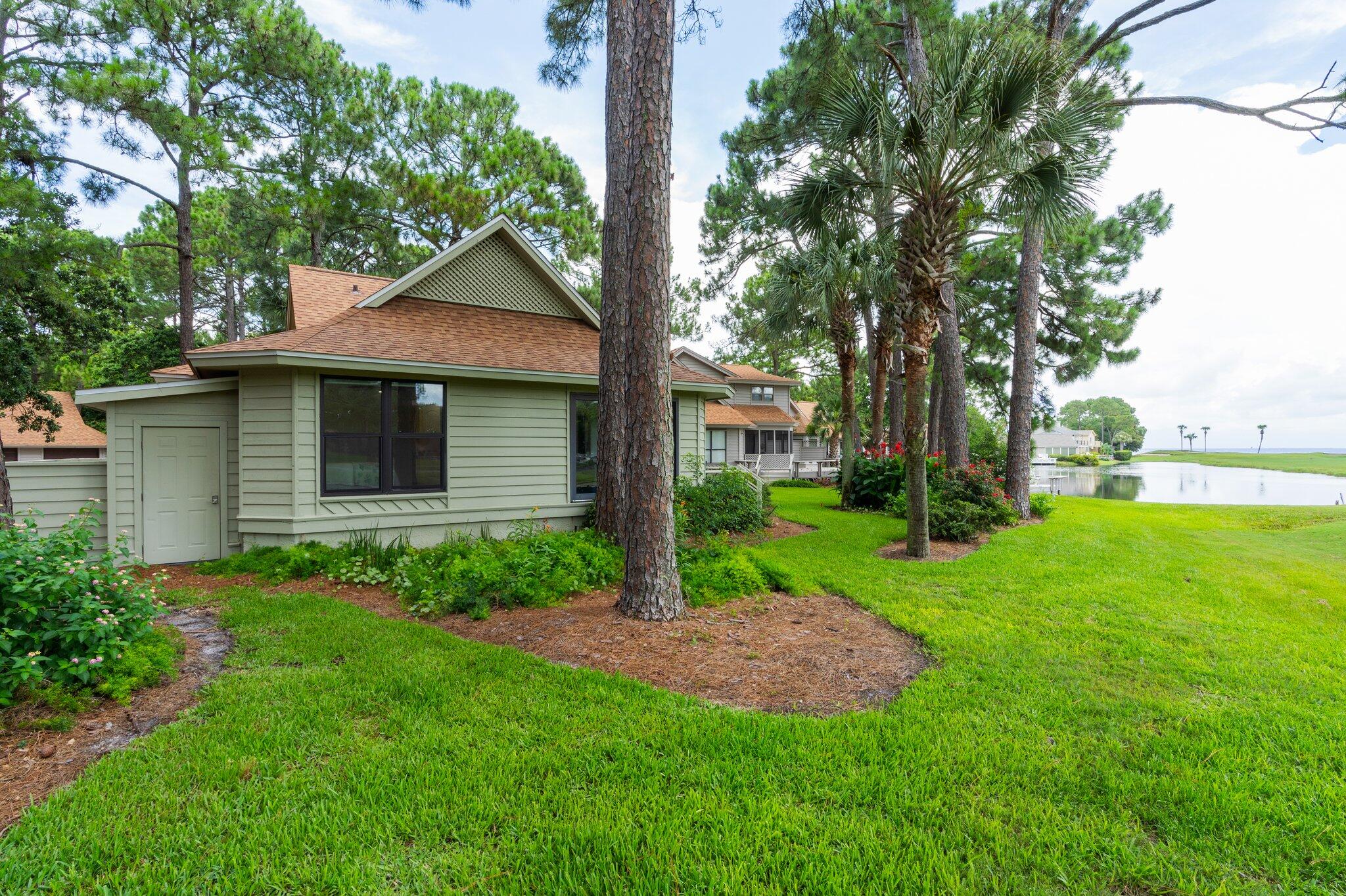 FAIRWAYS THE - Residential