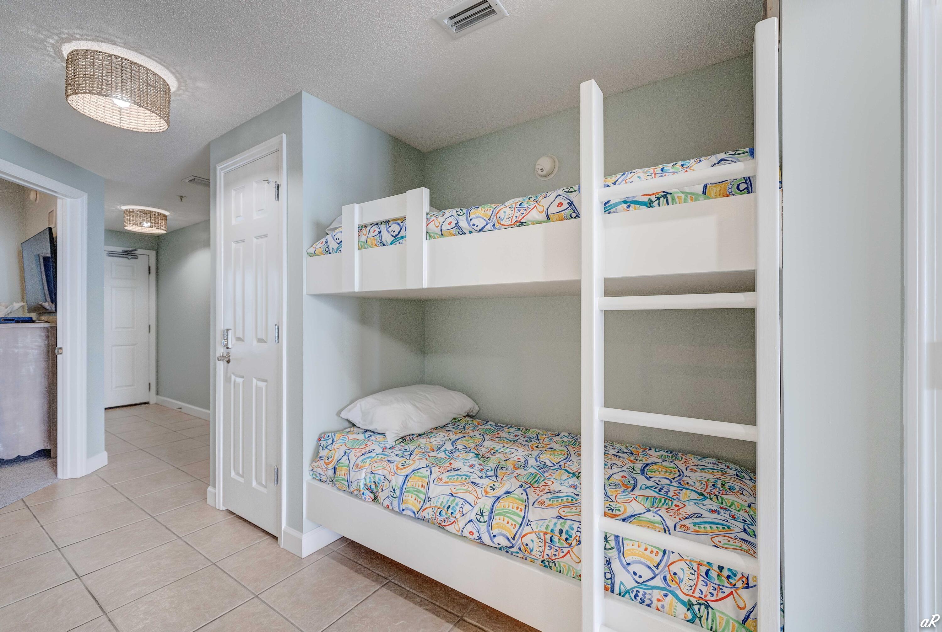 SEYCHELLES RESORT CONDO - Residential