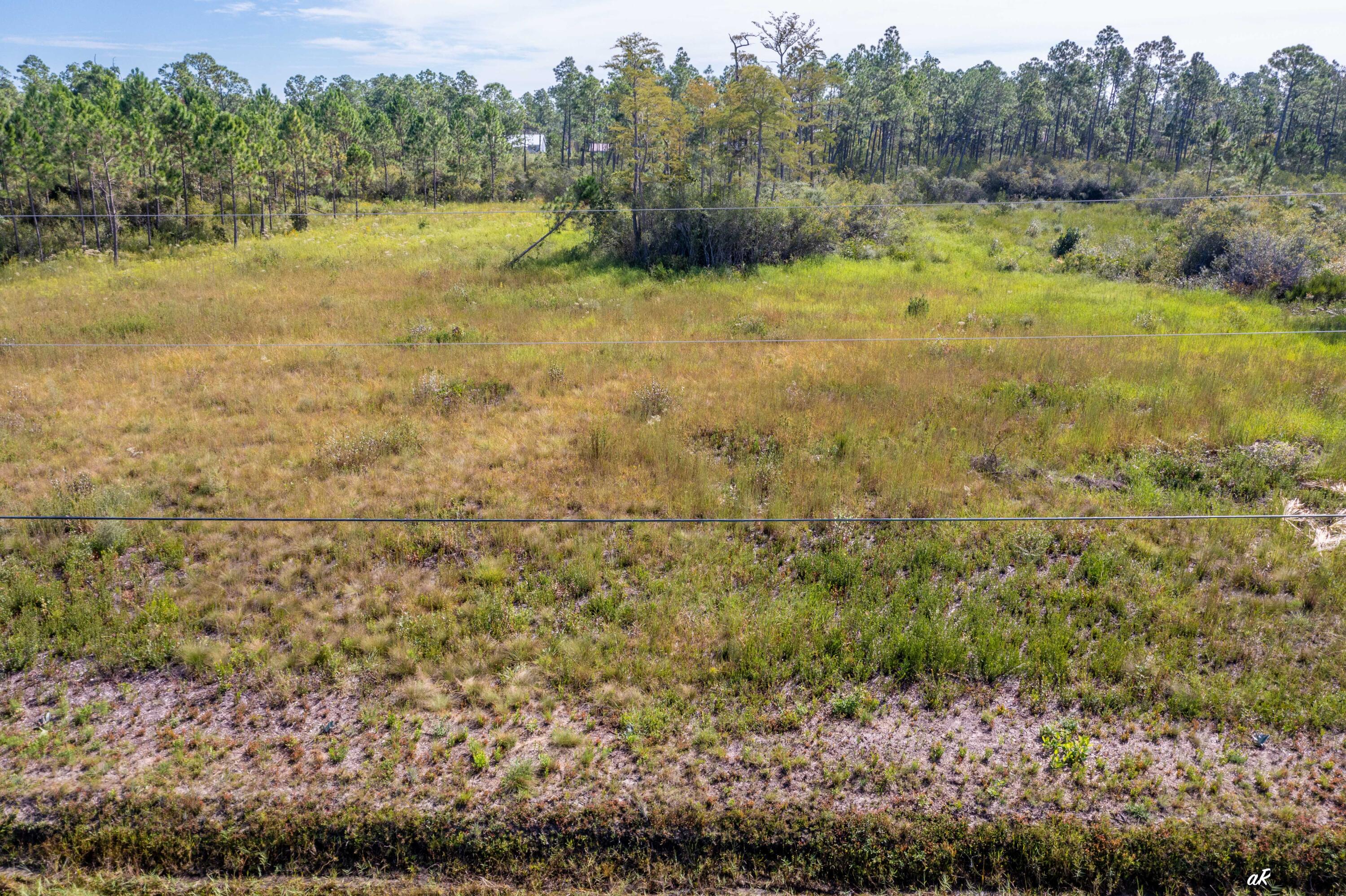 NO RECORDED SUBDIVISION - Land