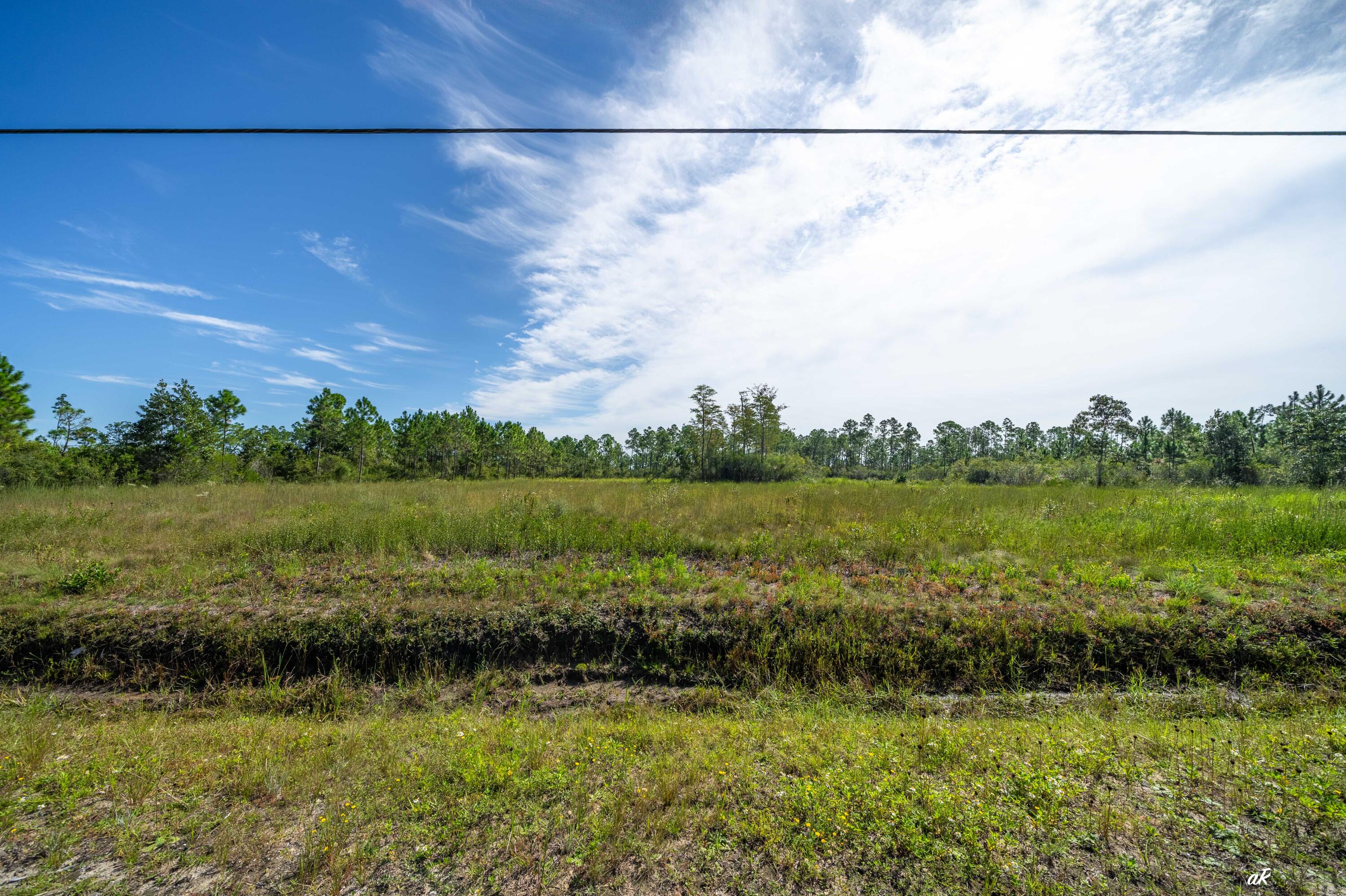 NO RECORDED SUBDIVISION - Land