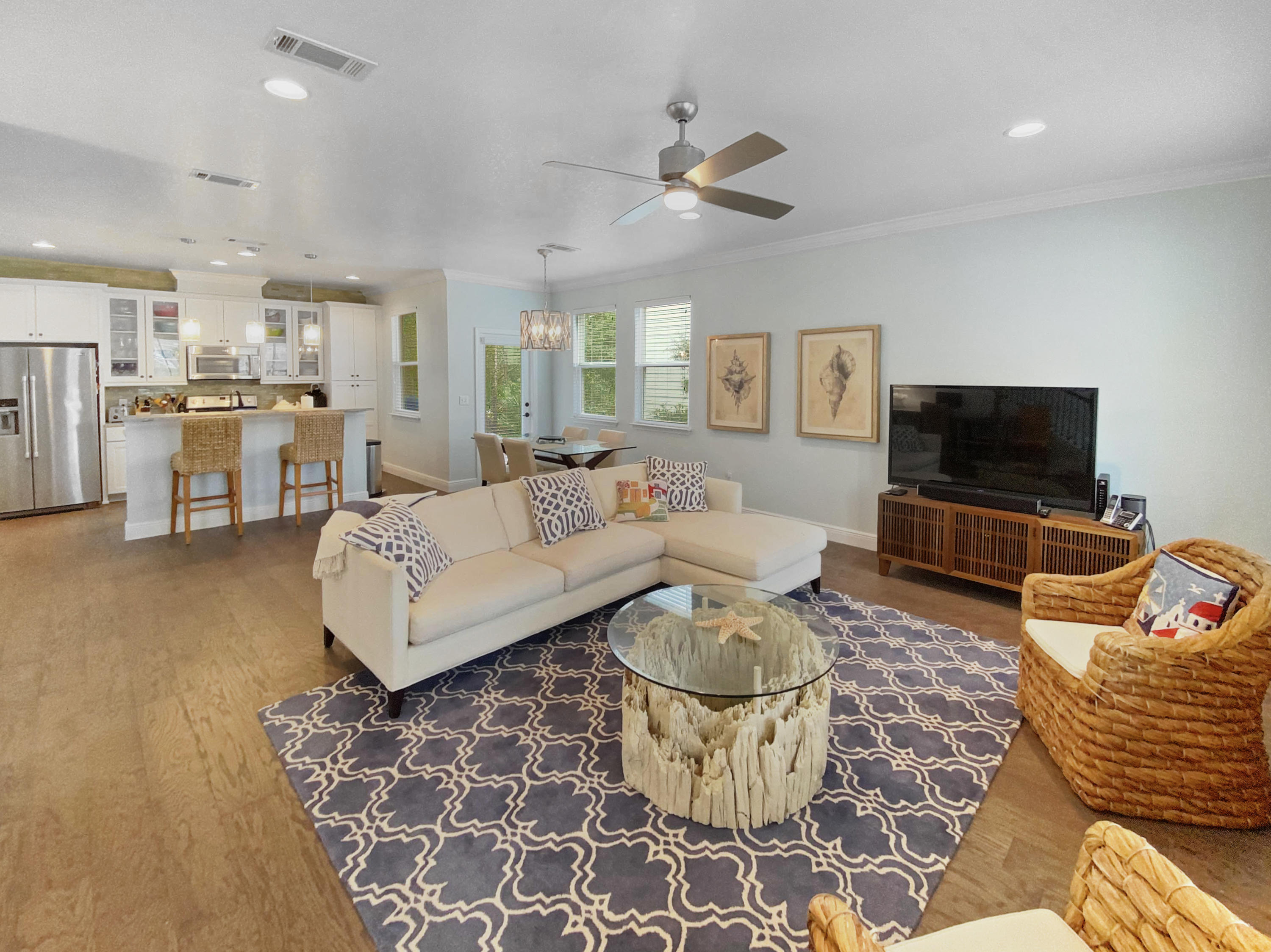 PINEWOOD PRESERVE - Residential