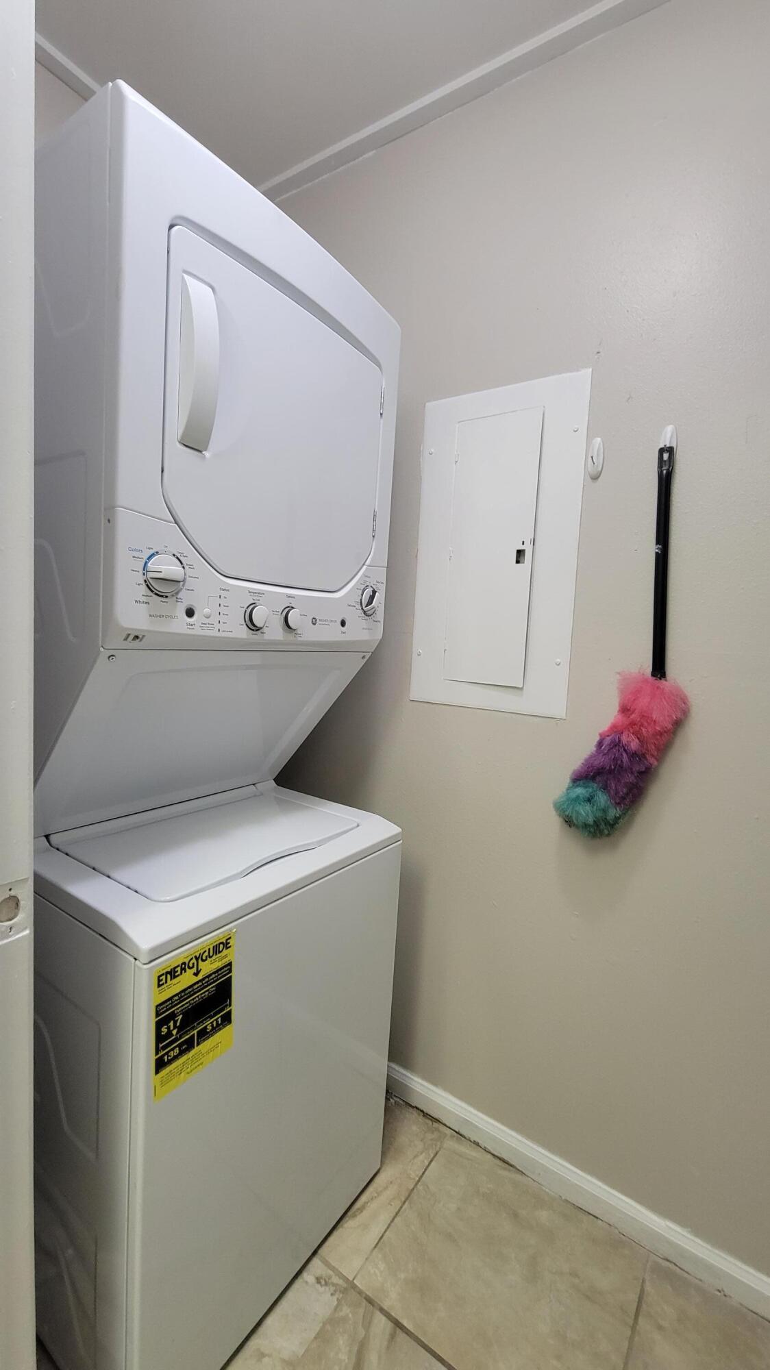 CAMP CREEK VILLAGE - Residential Lease