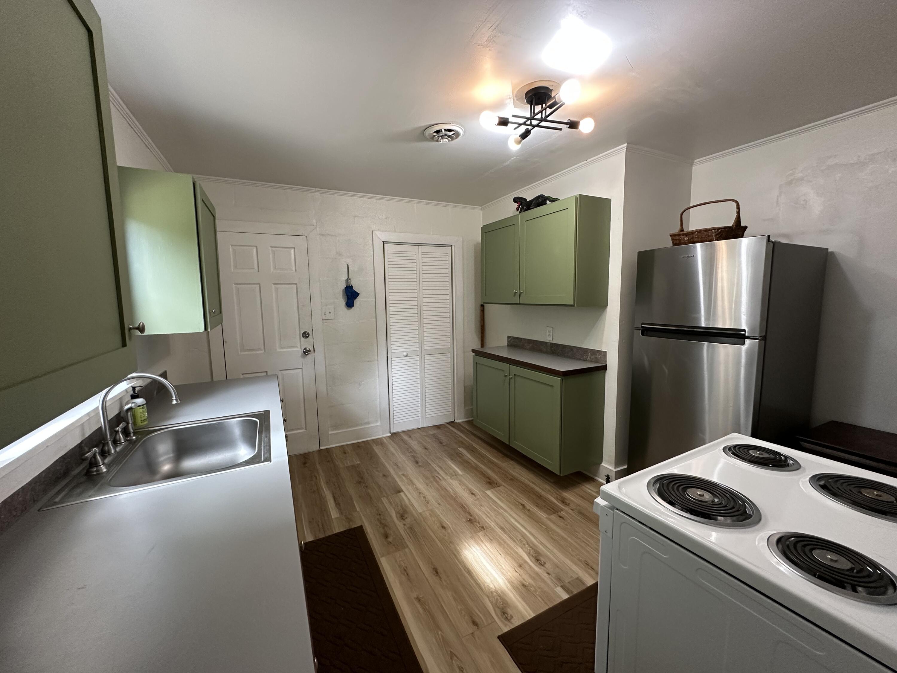 D.L. CAMPBELL S/D - Residential