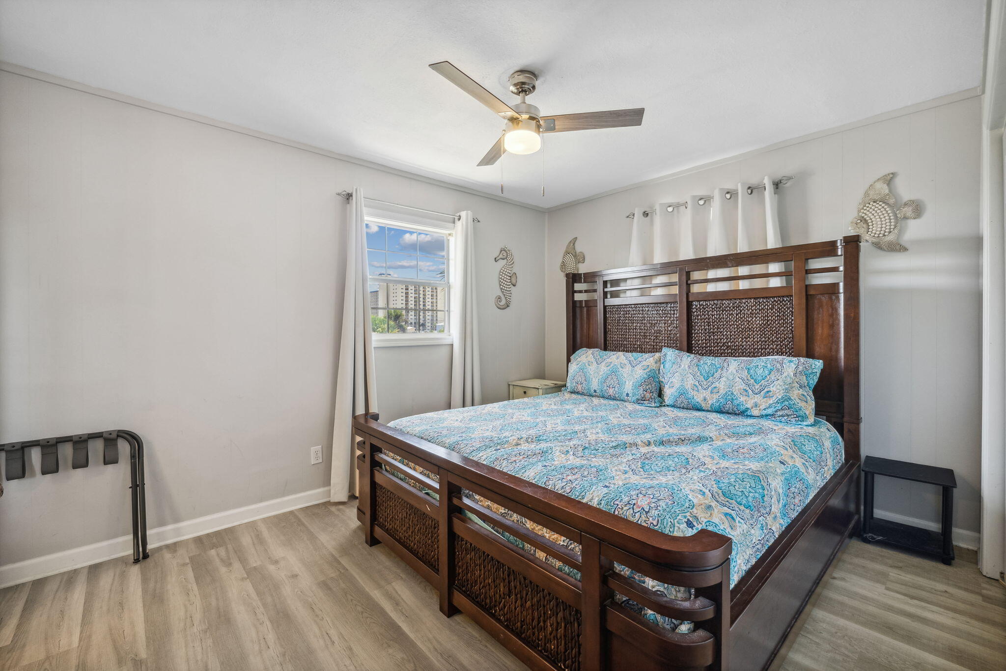 CRESCENT BEACH UNIT 1 - Residential