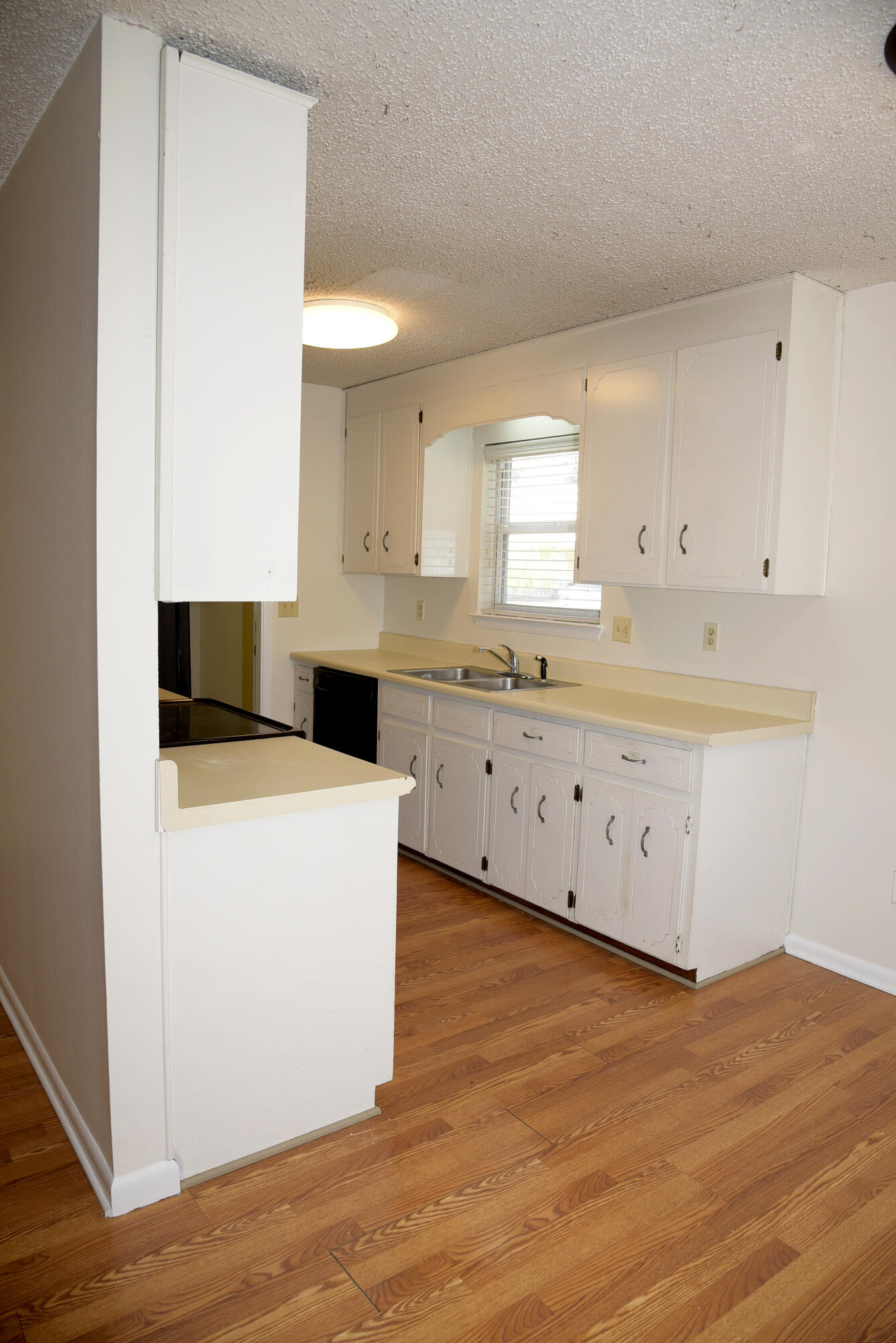 CREEKSIDE 2 - Residential Lease