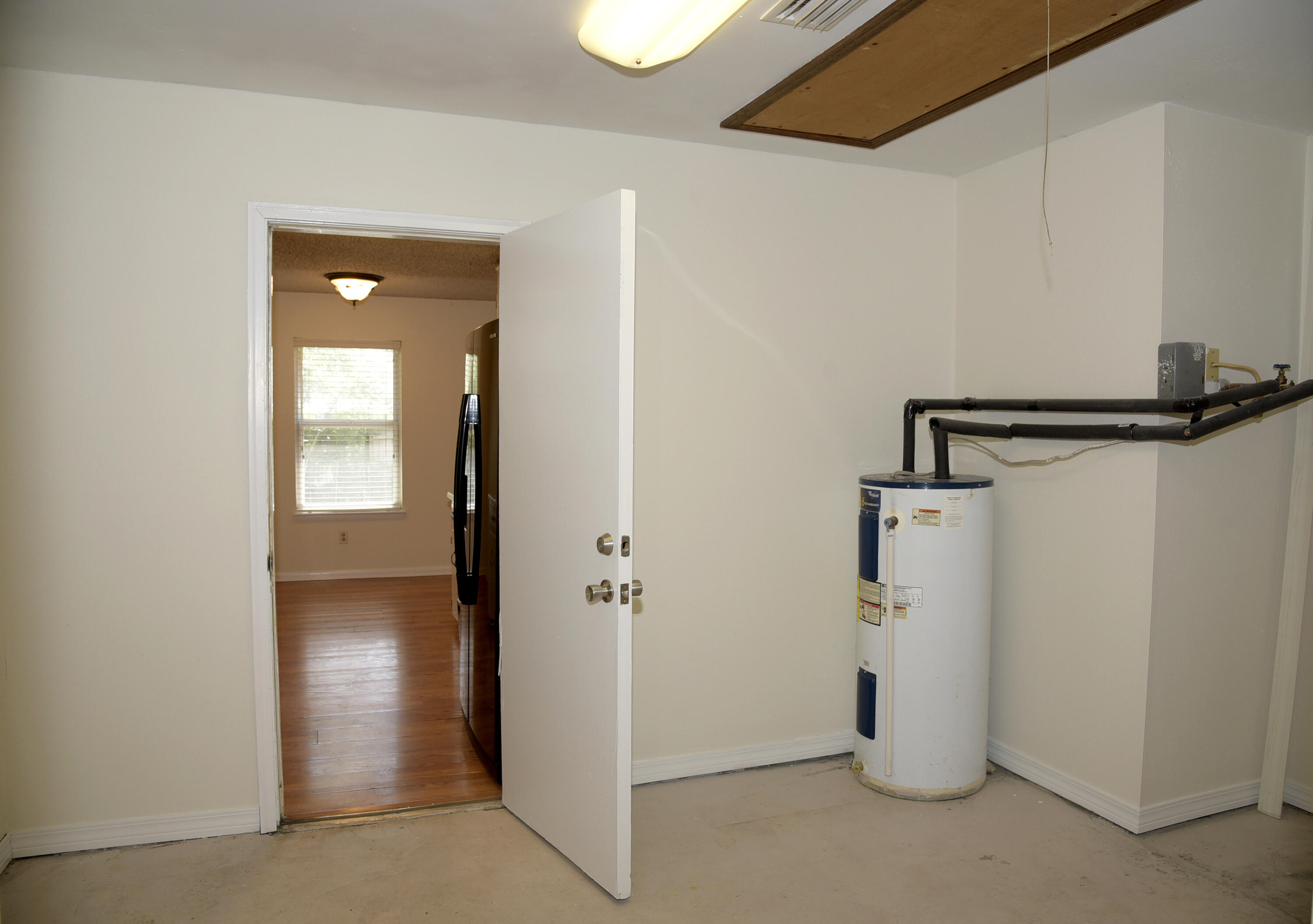 CREEKSIDE 2 - Residential Lease