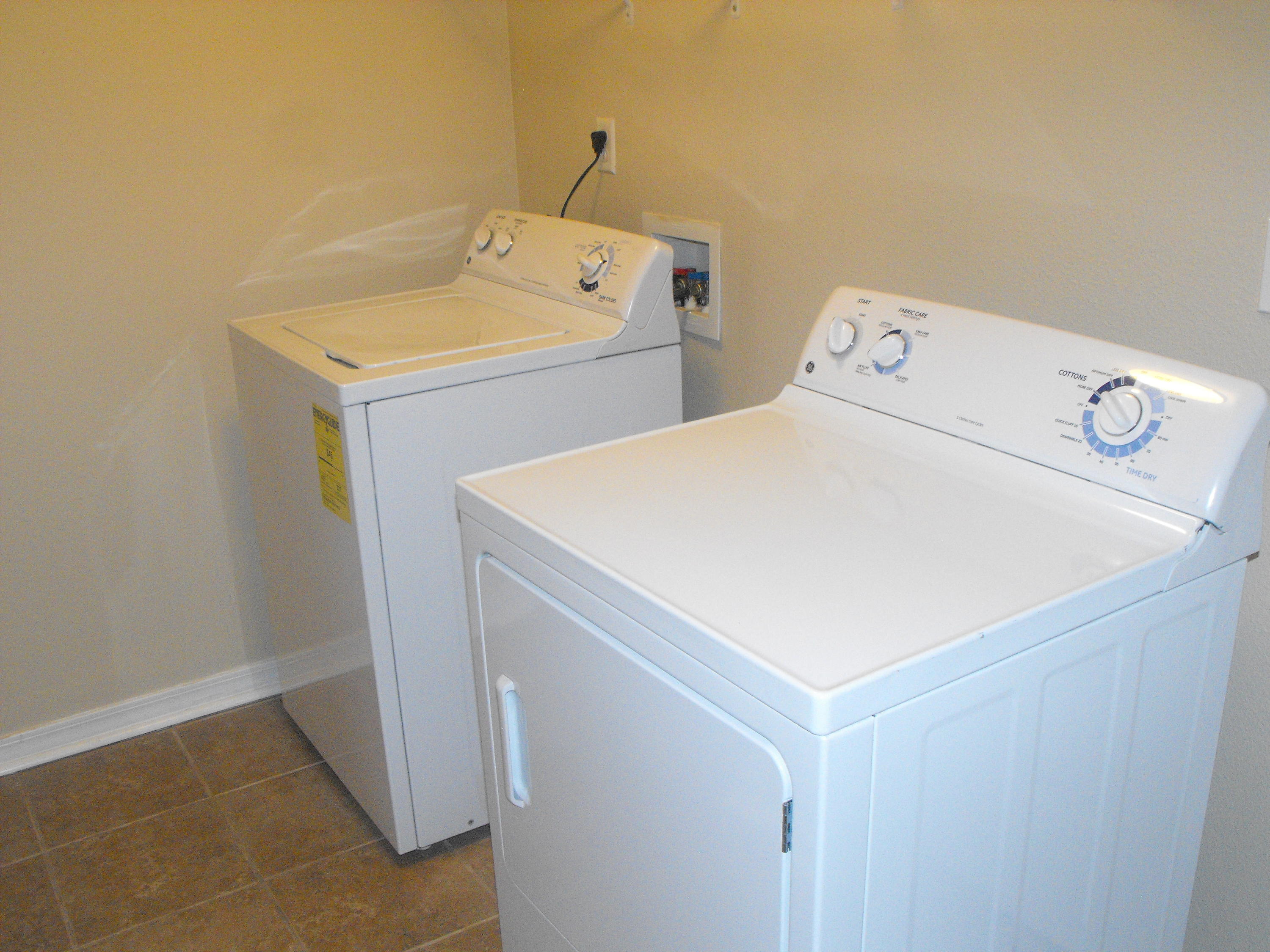 ALICIA PLACE - Residential