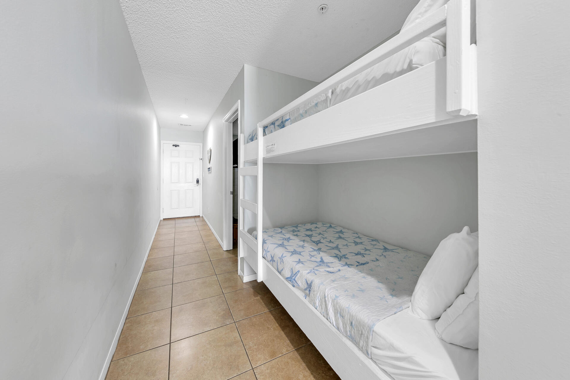 VERANDA CONDO - Residential