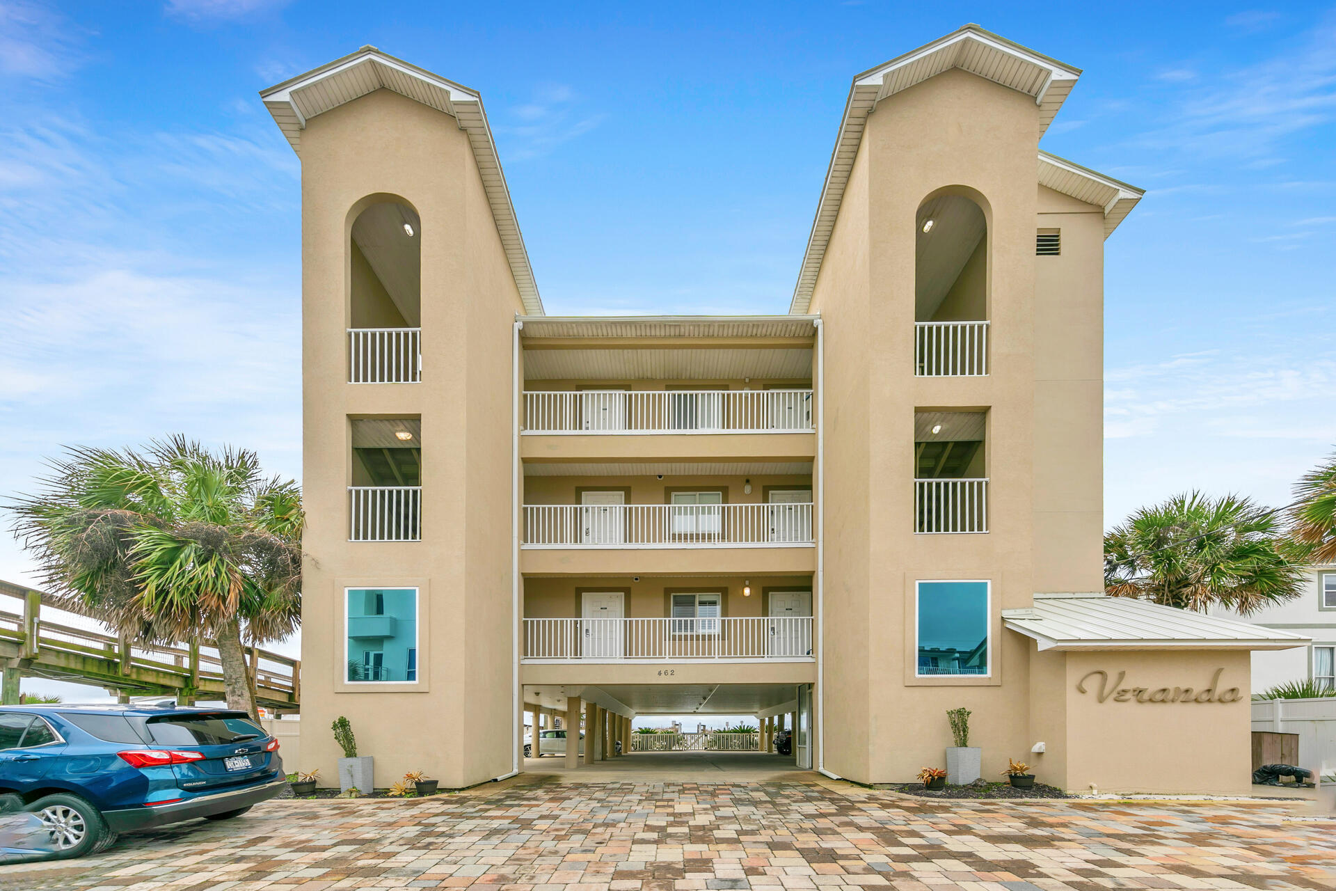 VERANDA CONDO - Residential