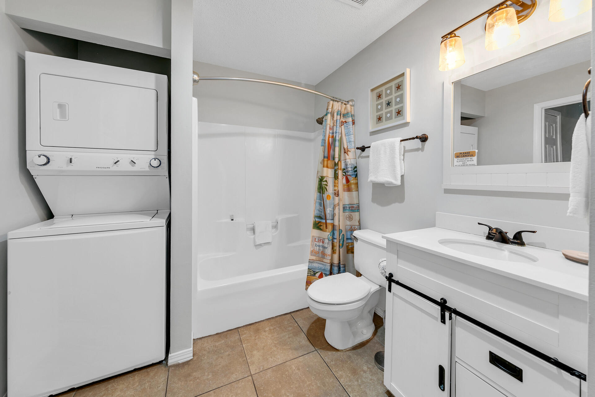 VERANDA CONDO - Residential