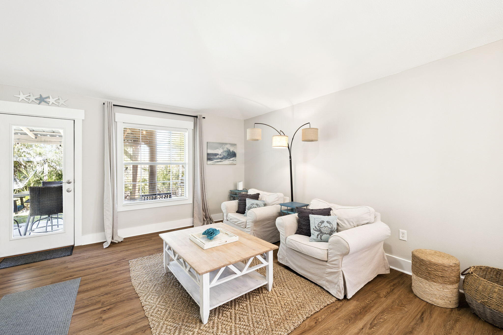 PARADISE RETREAT - Residential