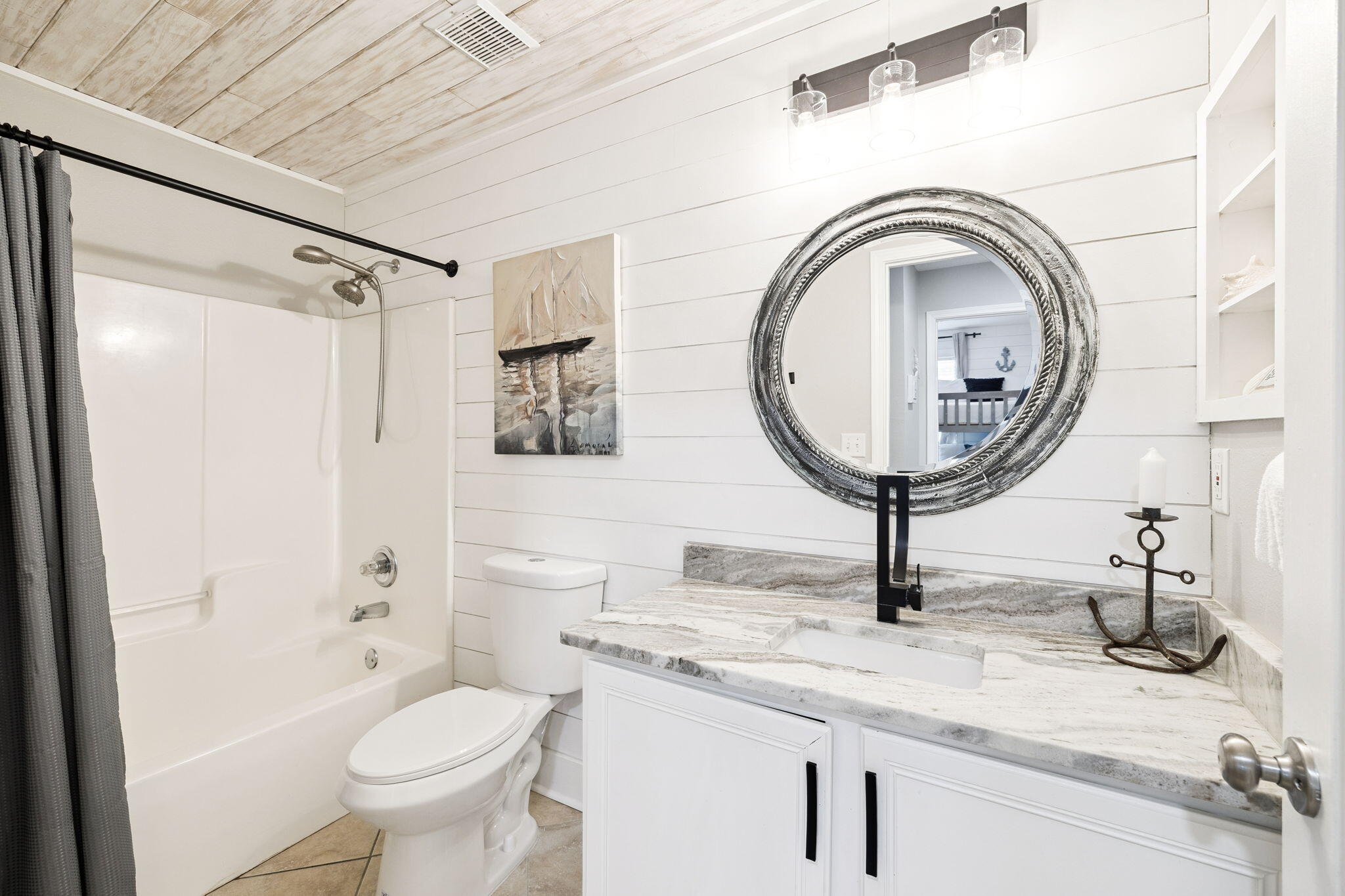 PARADISE RETREAT - Residential