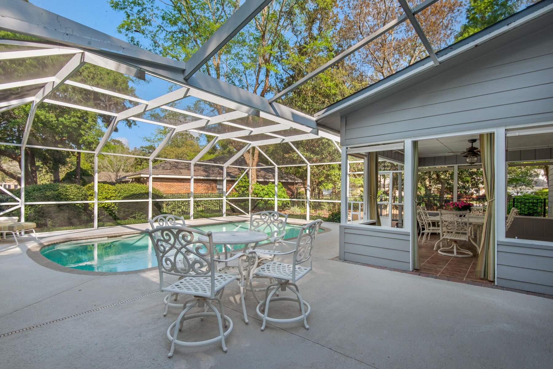 WINDWARD PH 3 - Residential Lease