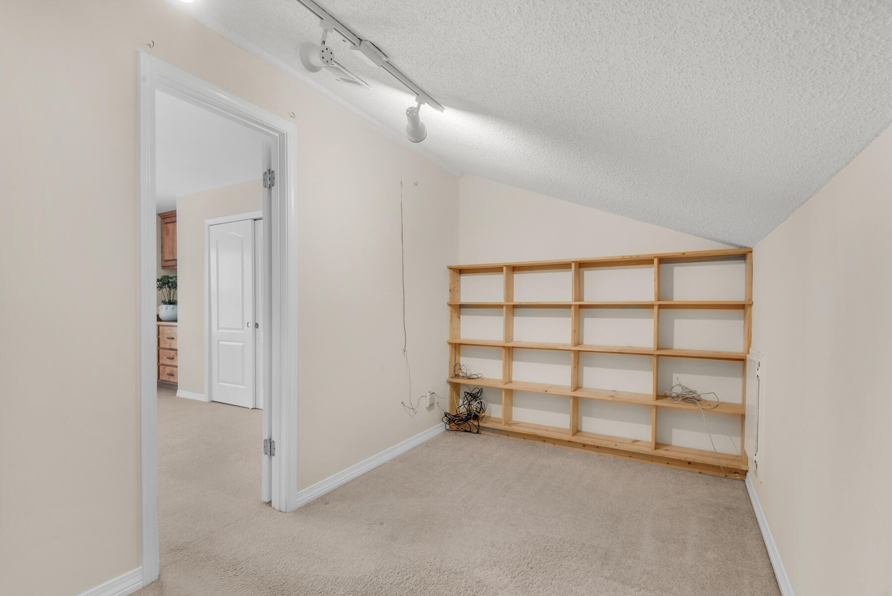 WINDWARD PH 3 - Residential Lease