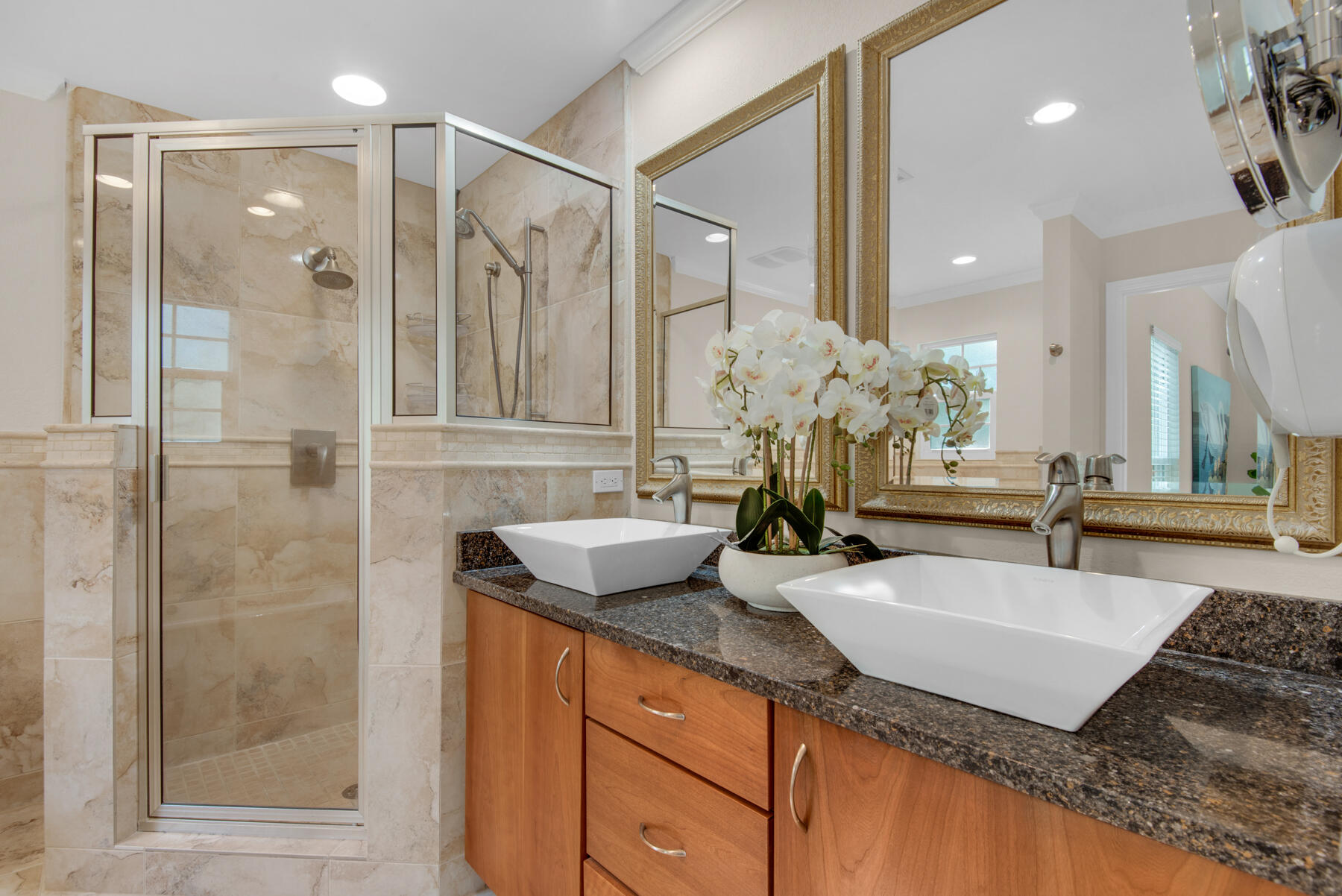 WINDWARD PH 3 - Residential Lease