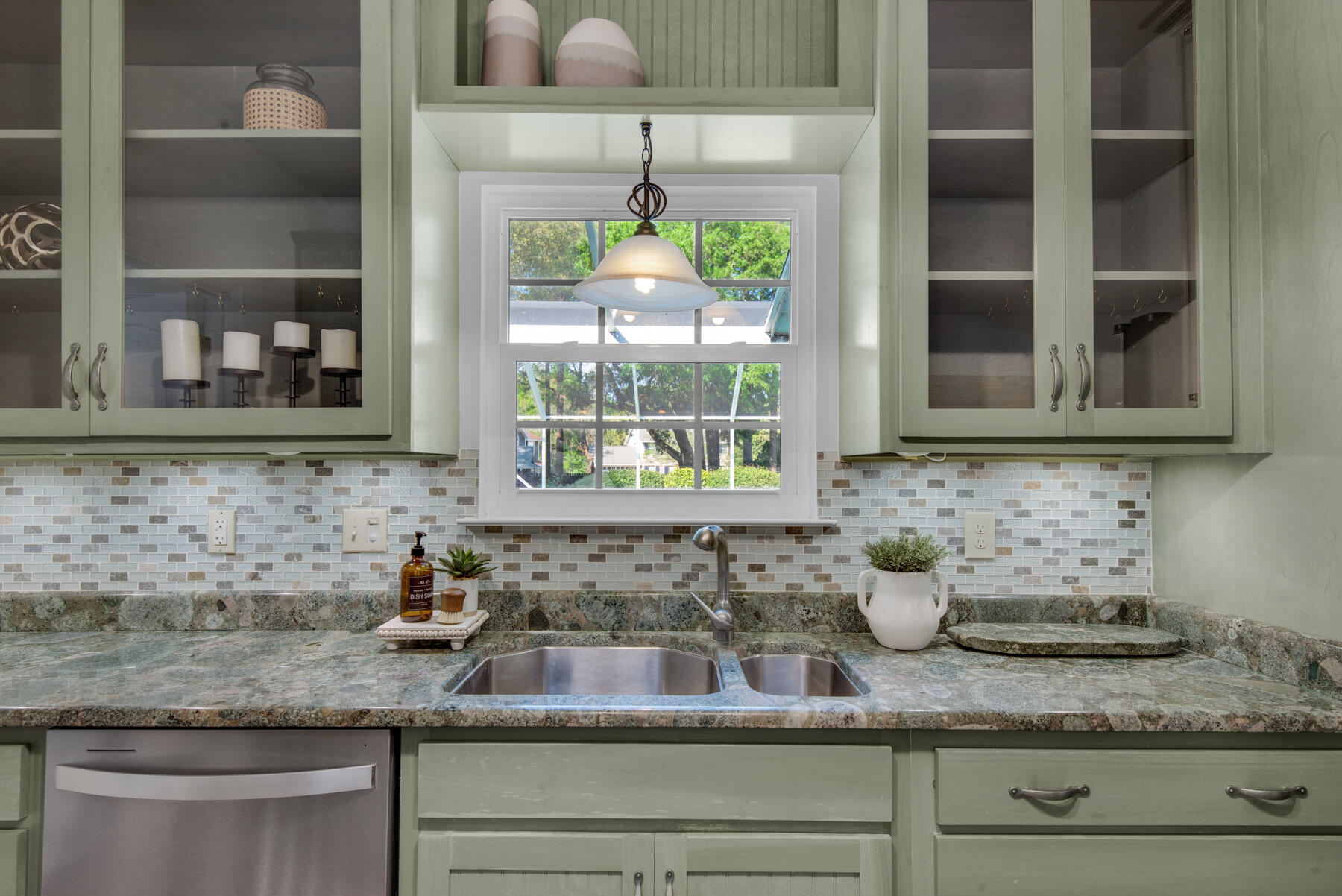 WINDWARD PH 3 - Residential Lease