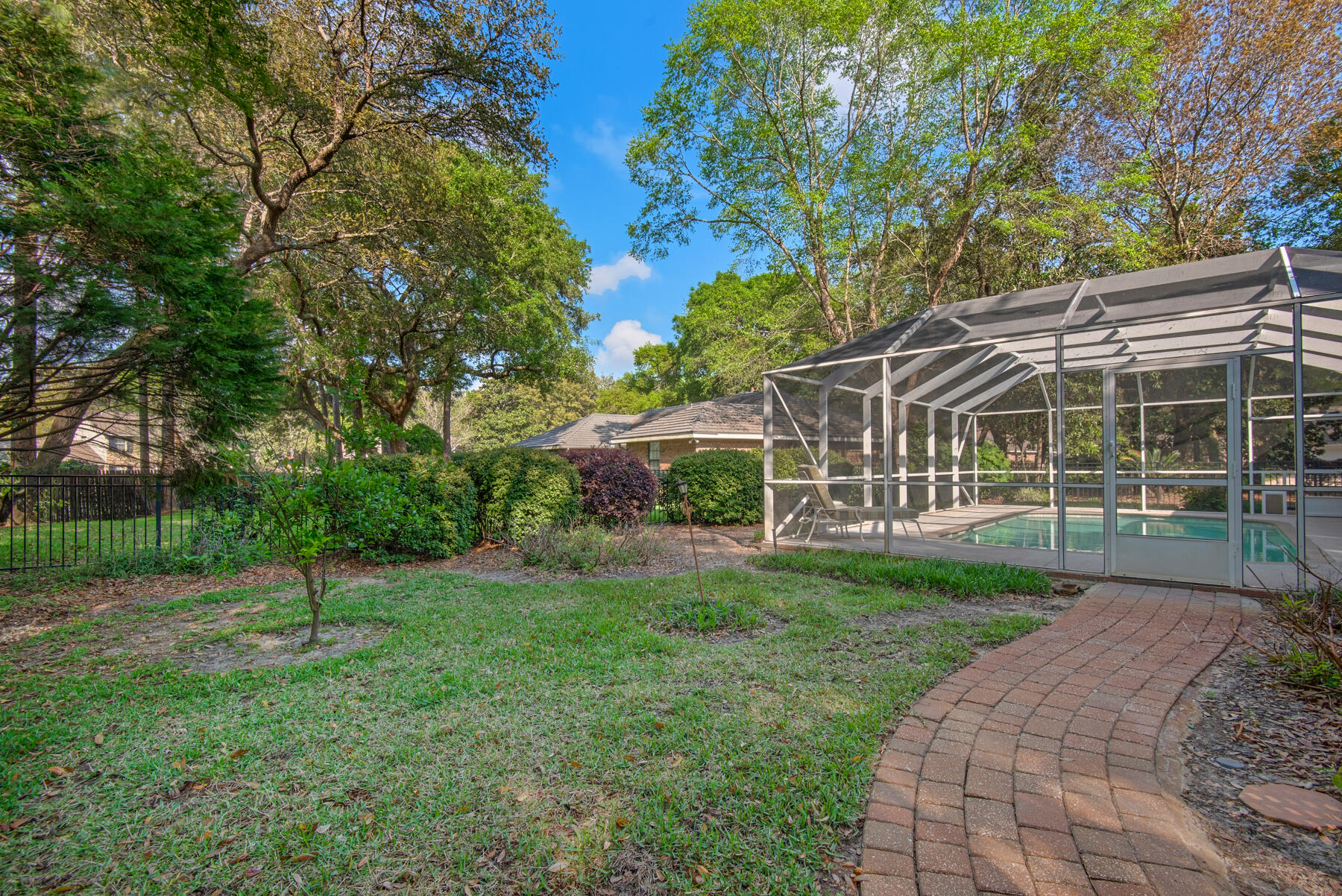 WINDWARD PH 3 - Residential Lease