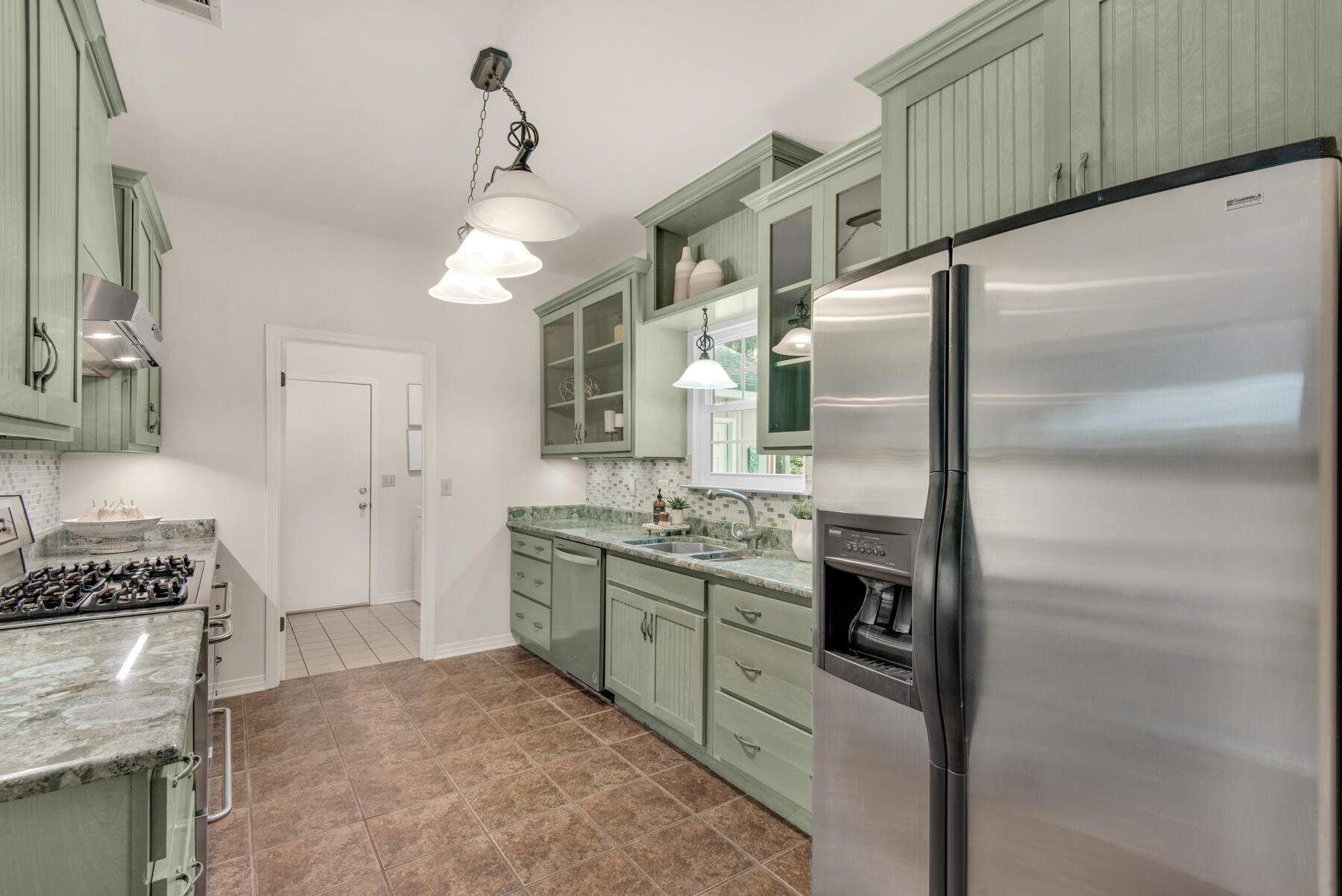 WINDWARD PH 3 - Residential Lease