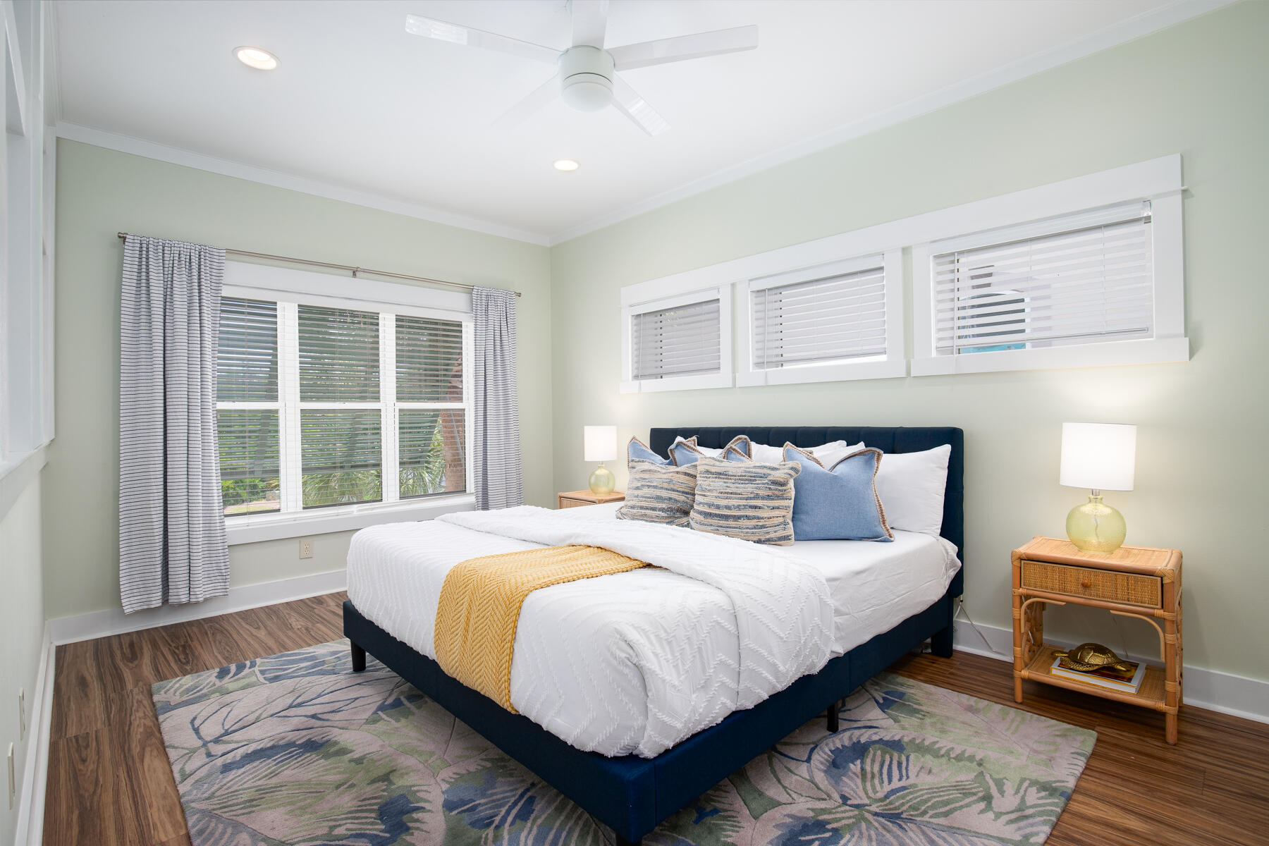EMERALD WATERS VILLAGE - Residential