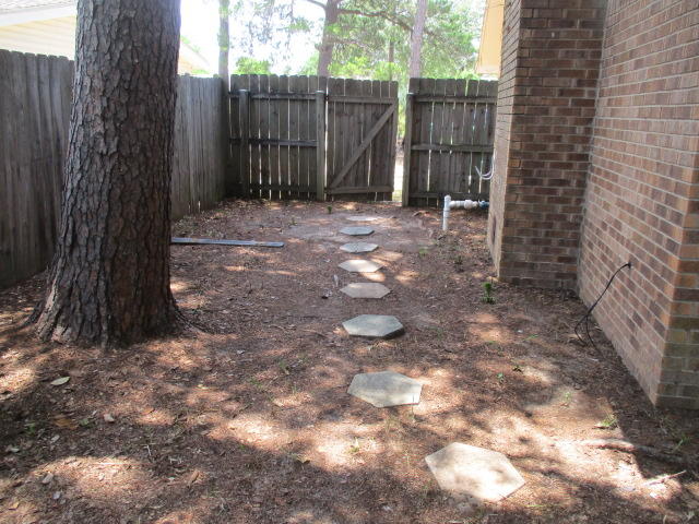 PORT DIXIE - Residential Lease