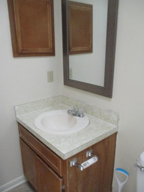 PORT DIXIE - Residential Lease