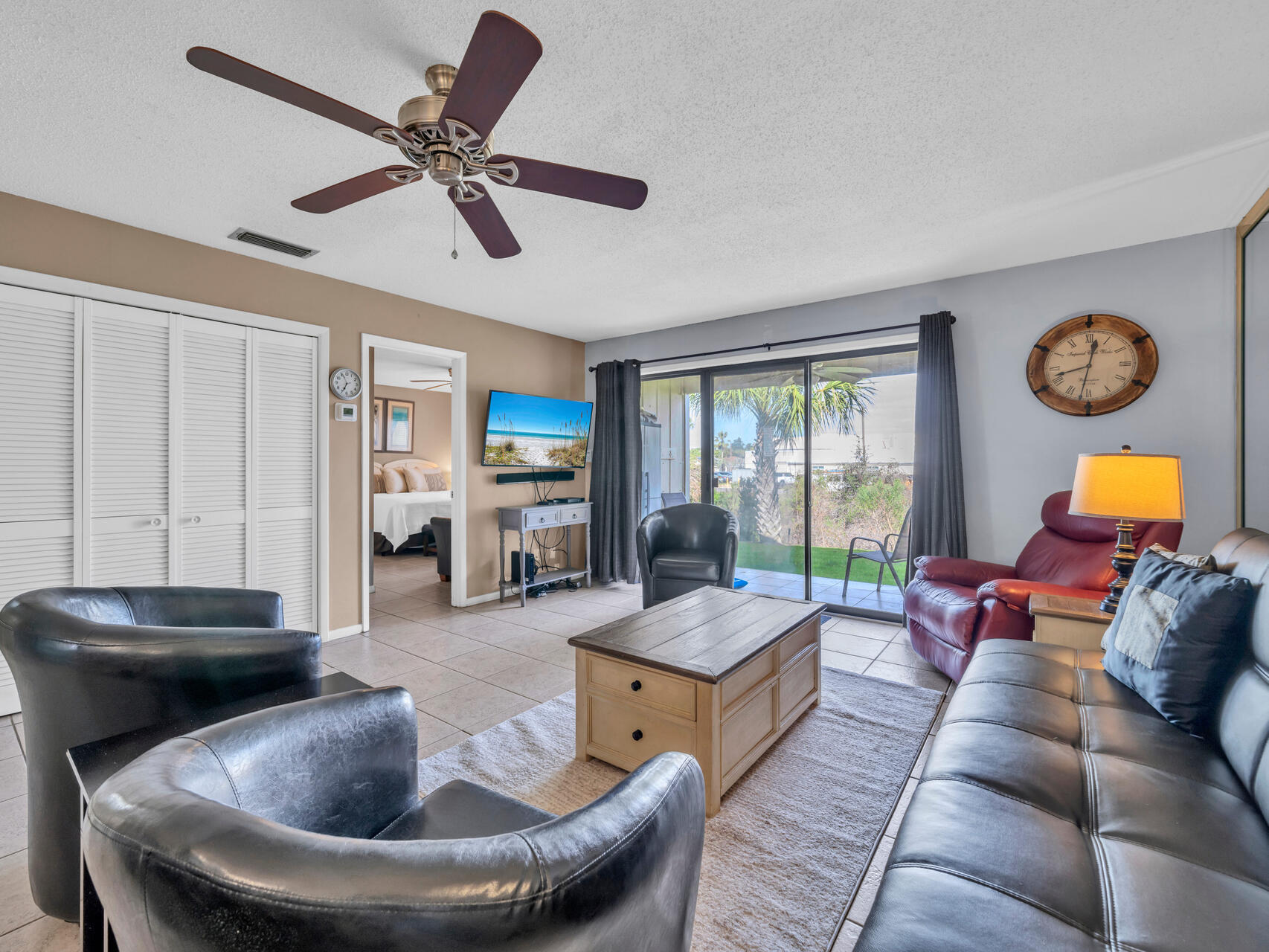 CHATEAU LA MER CONDO 2 - Residential