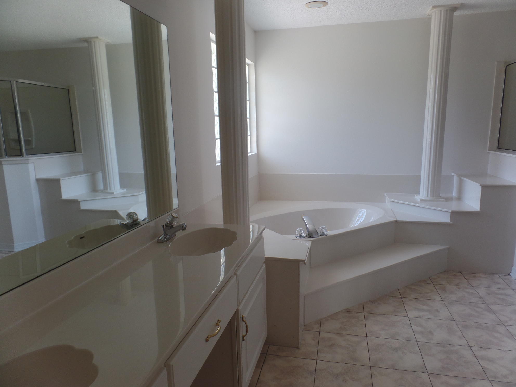 RAINTREE ESTATES - Residential