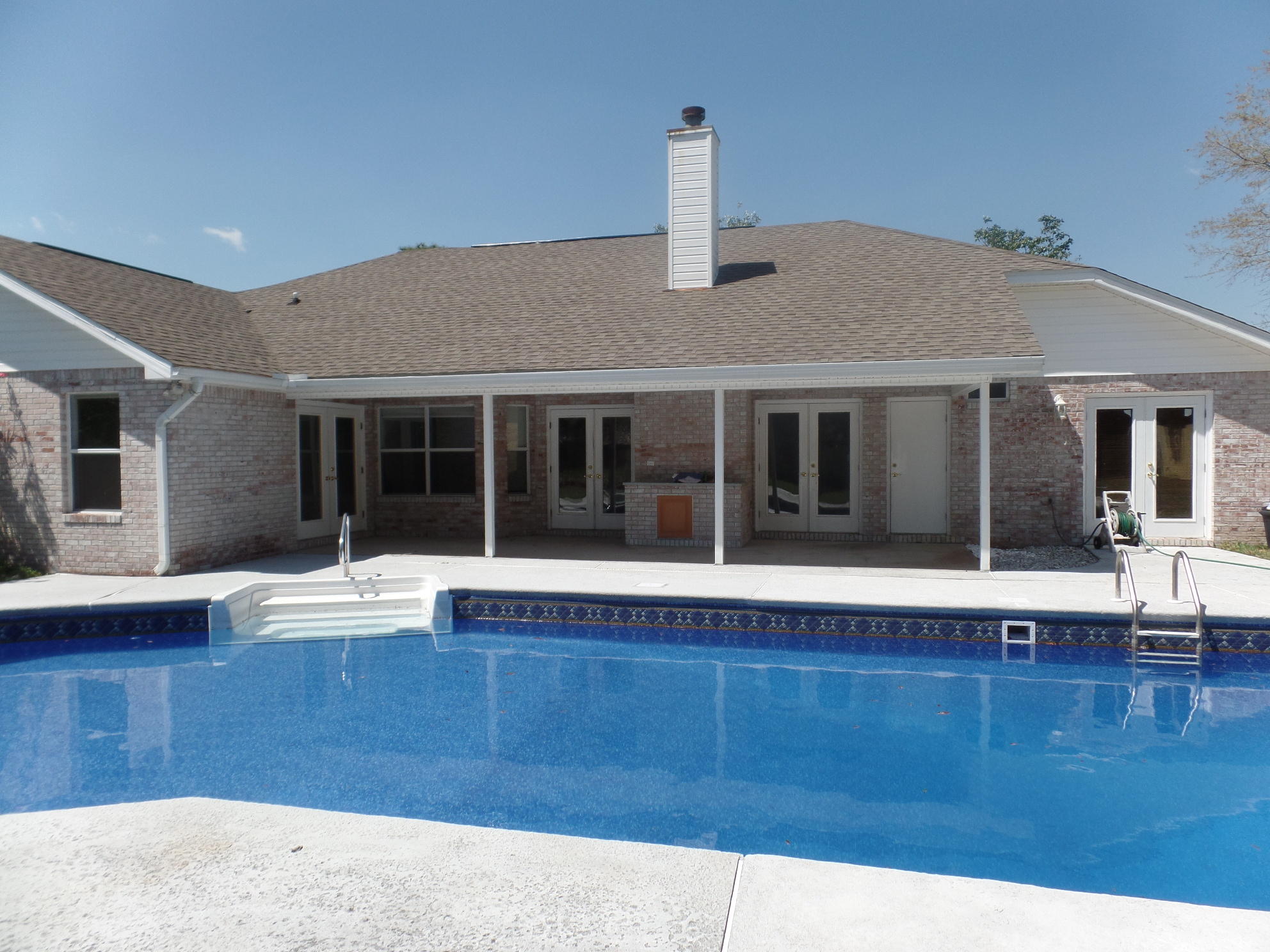 RAINTREE ESTATES - Residential