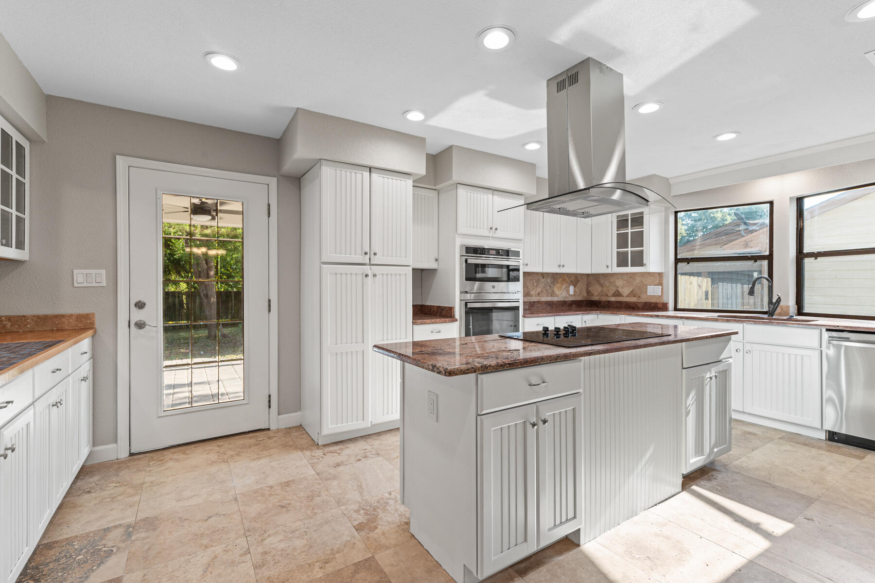 SEA HILLS 3RD - Residential