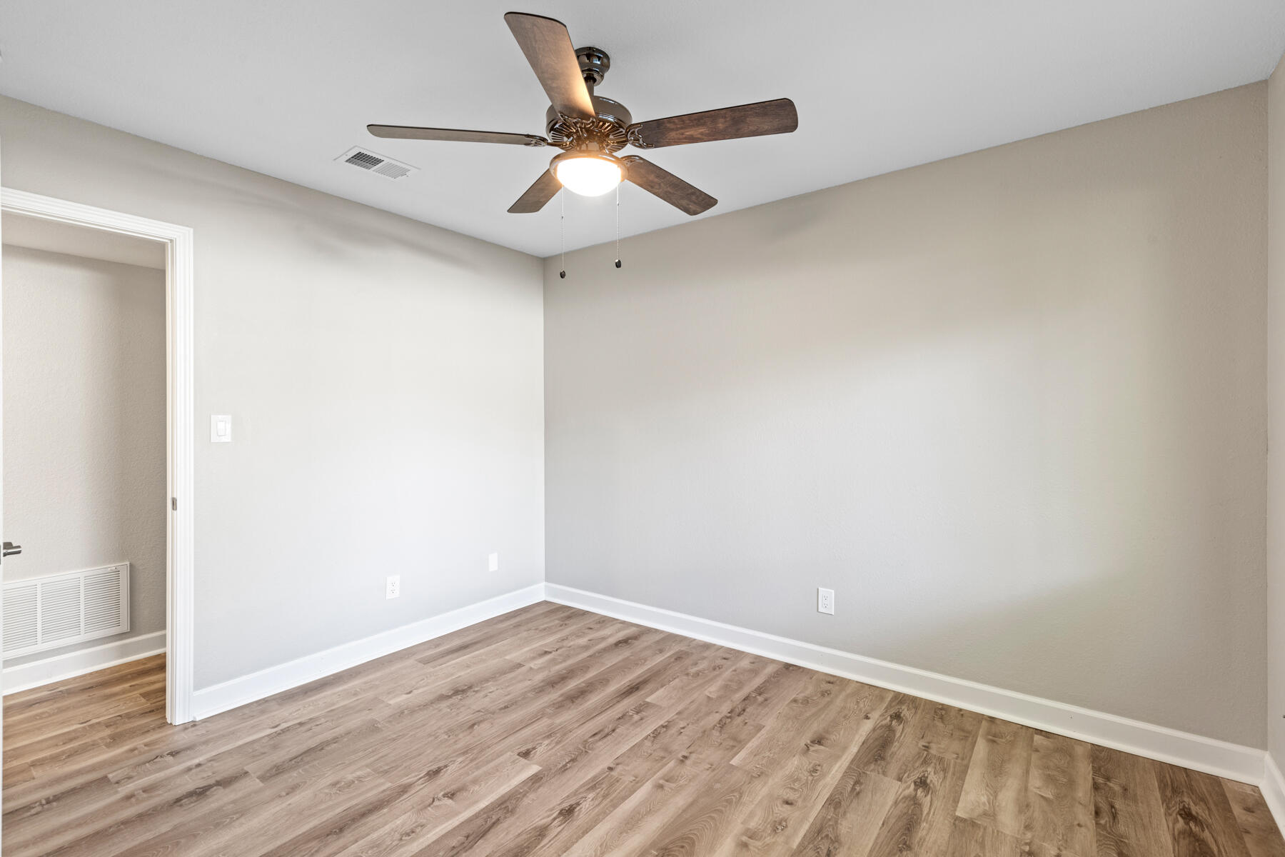 SEA HILLS 3RD - Residential