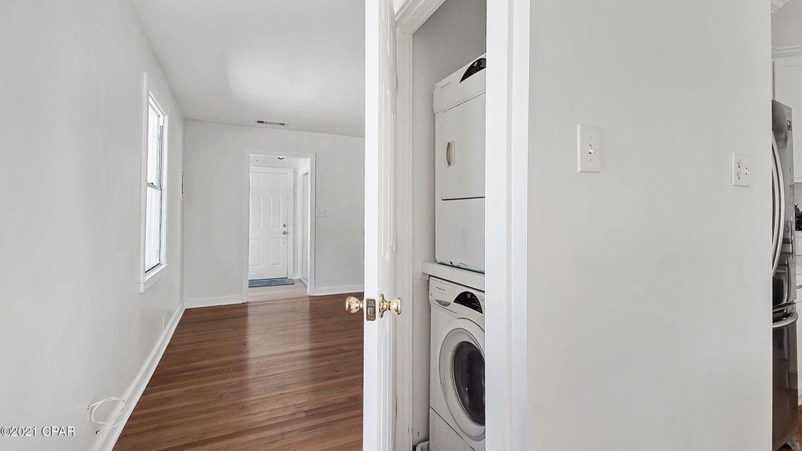 LAKESIDE PLAT - Residential